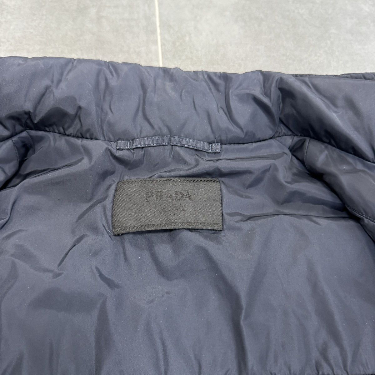 Prada Rare Prada Milano Nylon Navy Blue Jacket Size 50 Size US M / EU 48-50 / 2 - 13 Thumbnail