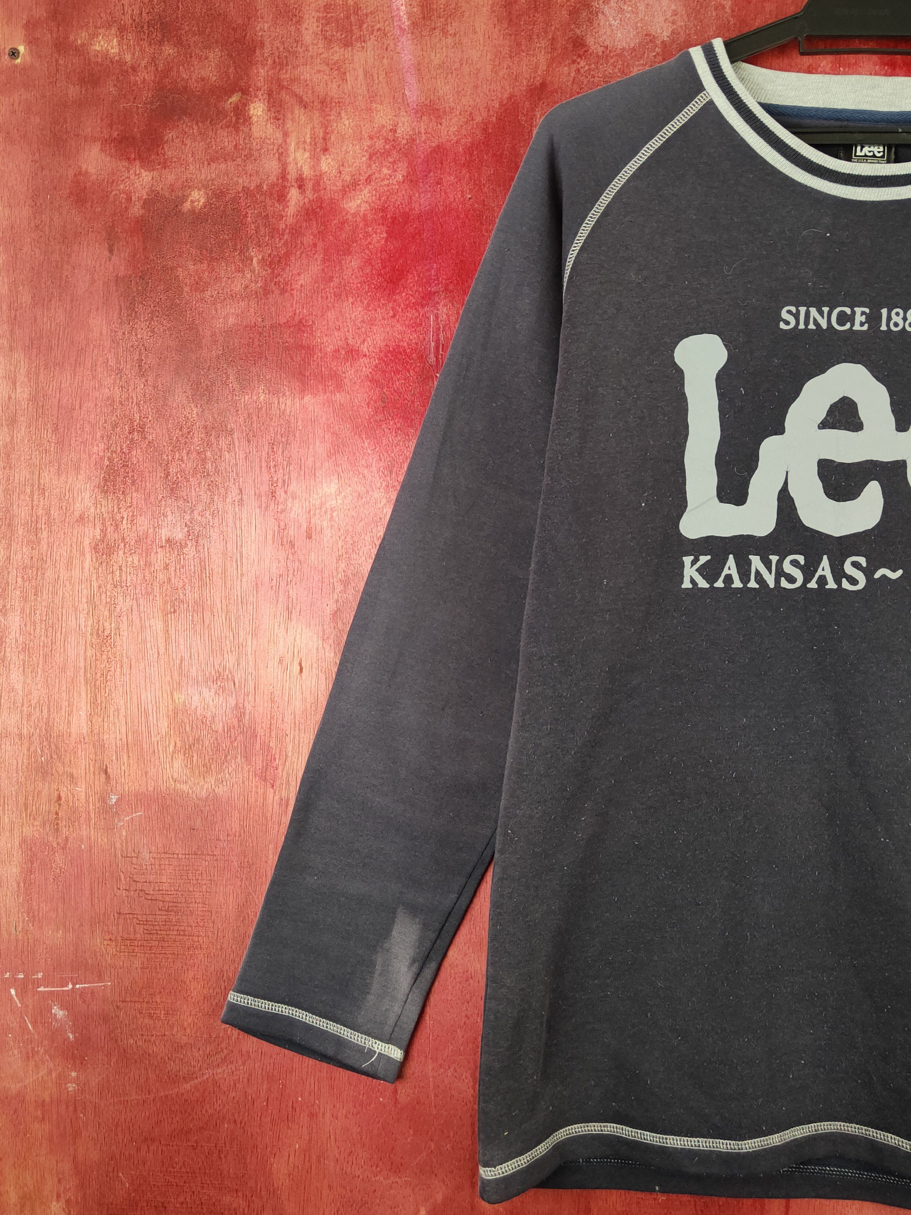 Japanese Brand × Lee × Vintage Lee Dark Blue Faded vintage Sweatshirts #S2118 Size L / US 10 / IT 46 - 5 Thumbnail