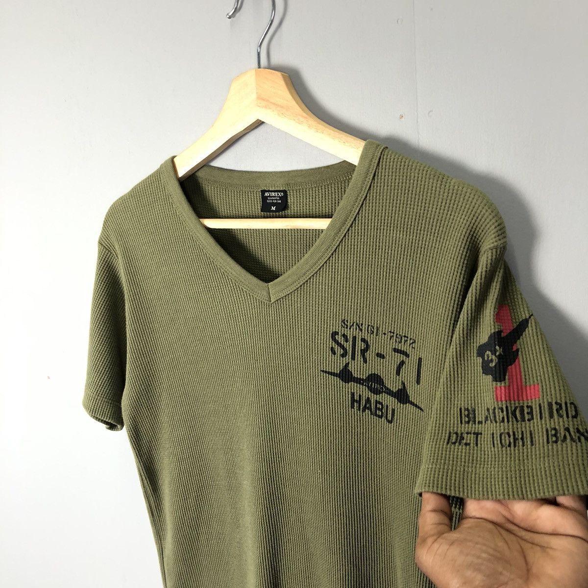 Army Of Me Vintage y2k Avirex SR-71 HABU Tshirt Size US M / EU 48-50 / 2 - 5 Thumbnail