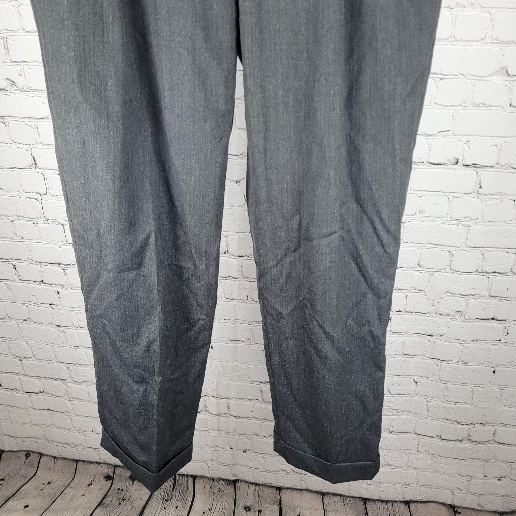 Joseph Joseph & Feiss Pants Grey Wool Blend Pleated Cuffed Straight Dress 35x30 34x30 Mens Size US 35 - 5 Thumbnail