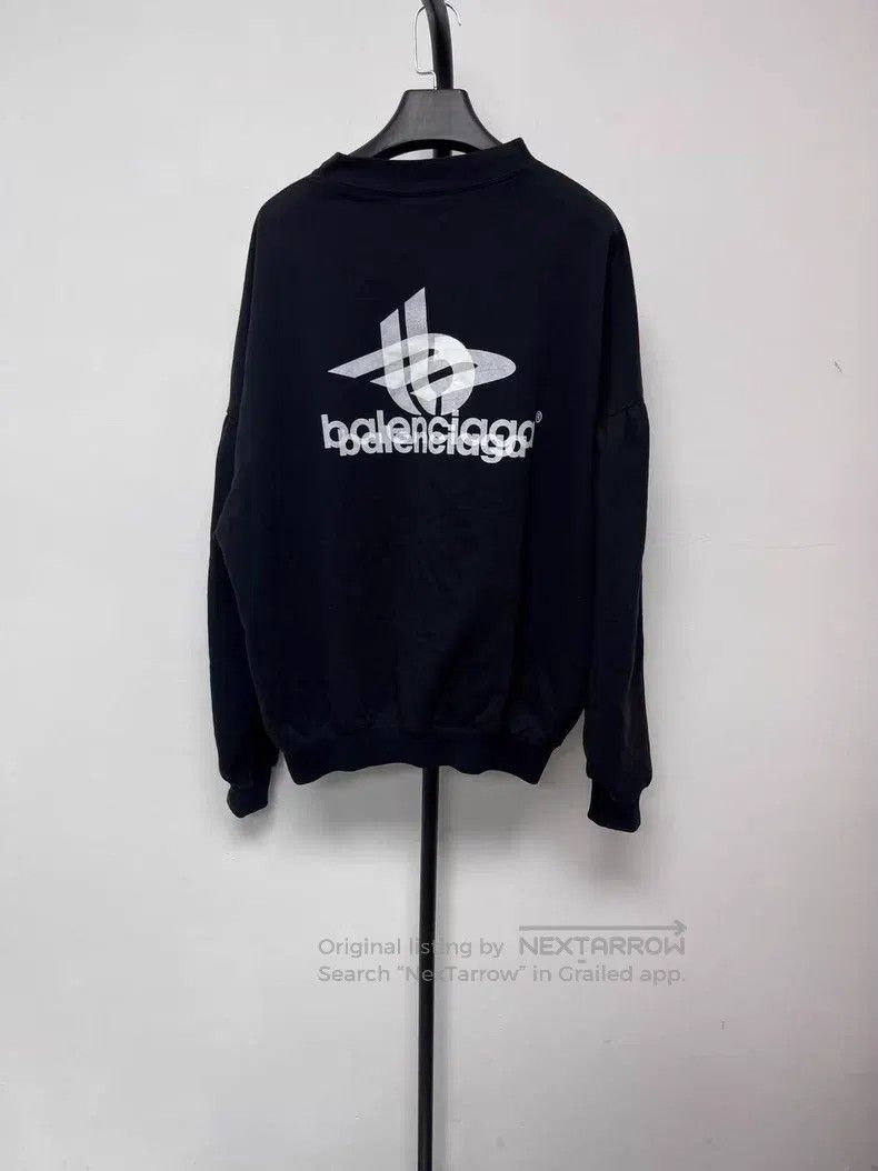 Balenciaga Balenciaga Letter Printed Casual Crewneck Long Sleeve Swea Size US S / EU 44-46 / 1 - 2 Thumbnail