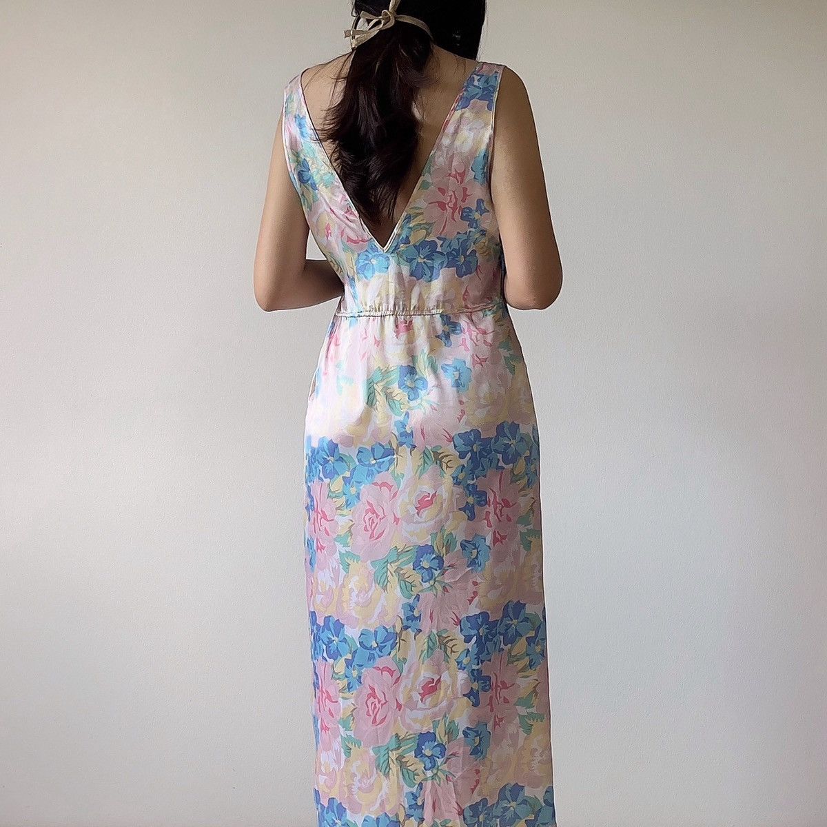 Victoria's Secret × Vintage Vintage 1990's Floral Satin Nightgown (S-M) Size S / US 4 / IT 40 - 5 Thumbnail