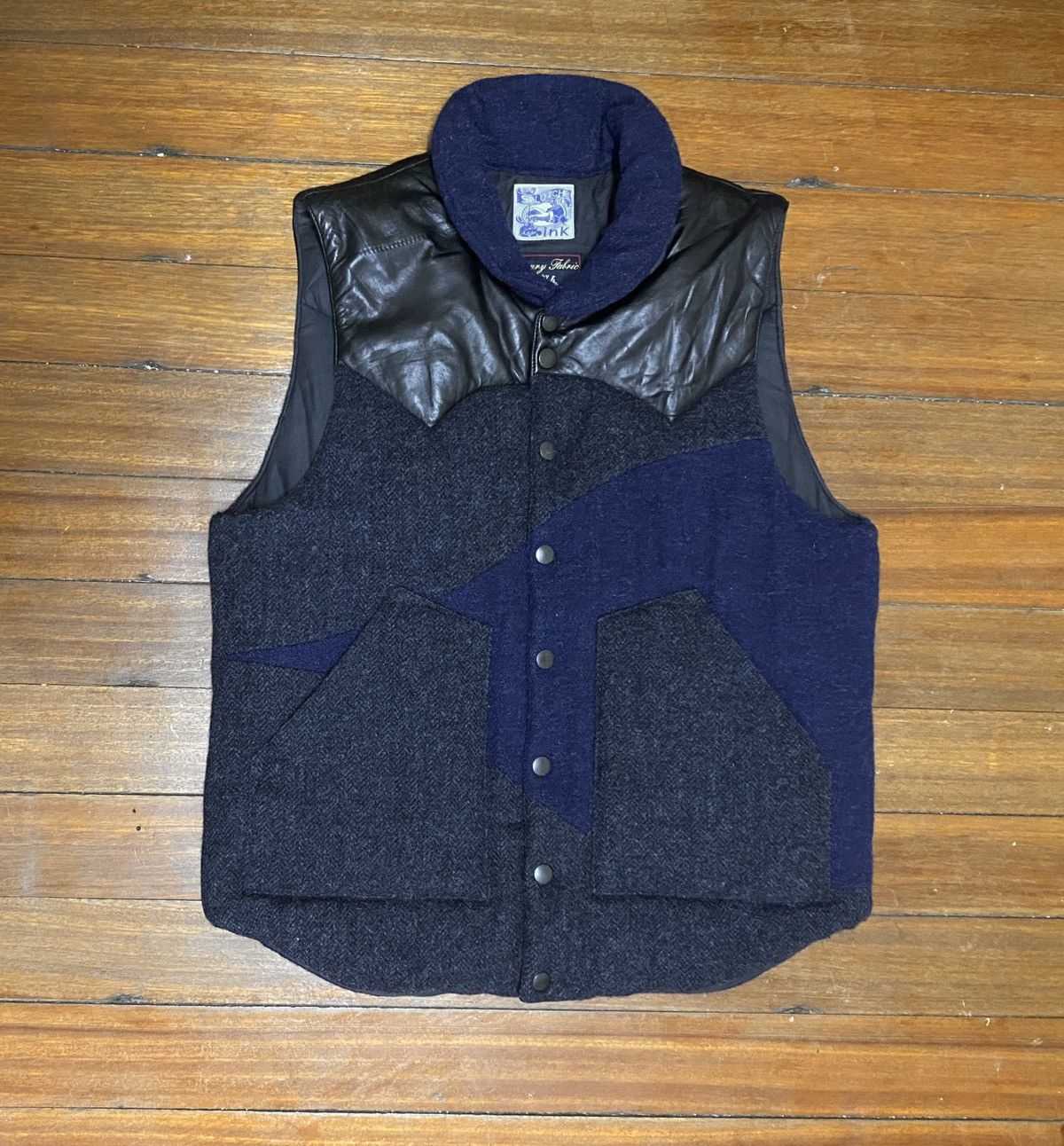 Japanese Brand × Vintage Rare Design Vintage Splotch Of Ink Wool Puffer Vests 2000s Size US L / EU 52-54 / 3 - 1 Thumbnail