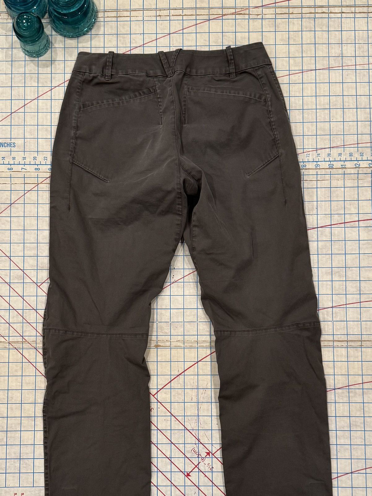 Arc'teryx Arc’teryx A2B Commuter Pants Women’s Size 4 Brown Trousers Size 27" / US 4 / IT 40 - 10 Thumbnail