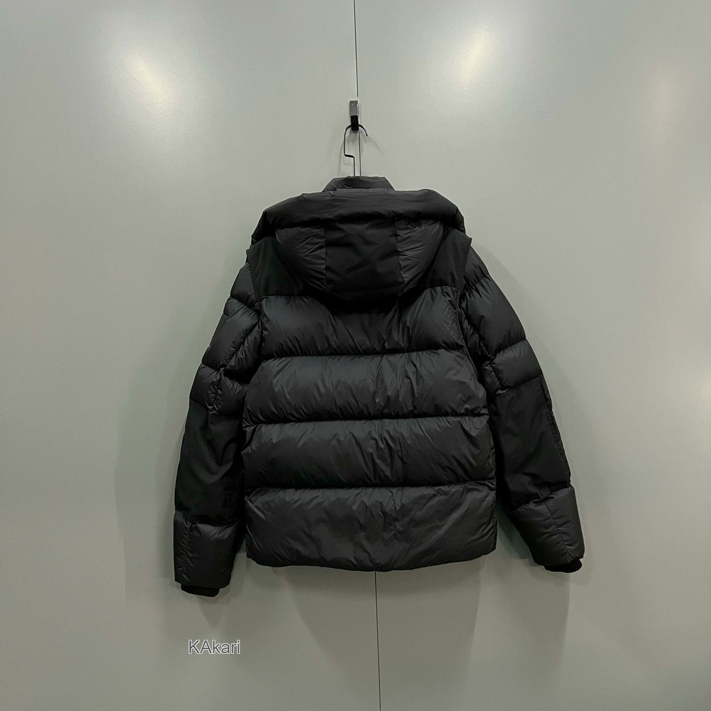 Burberry Burberry Black Collar Check Down Jacket Size US S / EU 44-46 / 1 - 2 Thumbnail