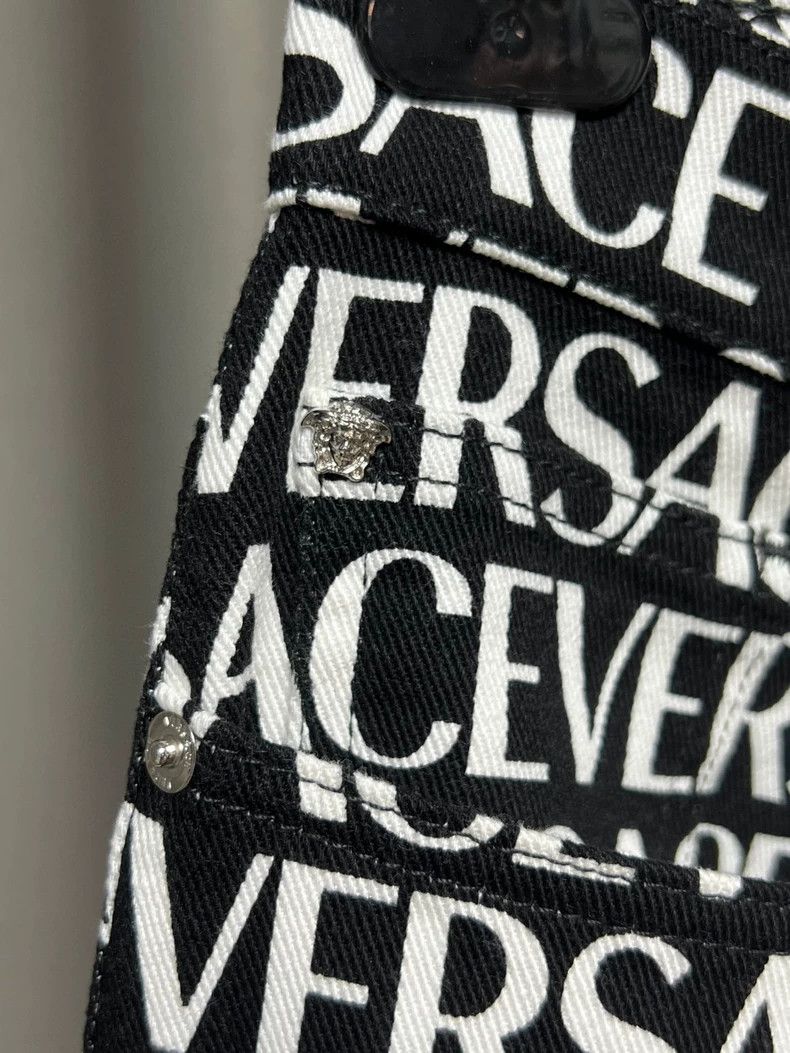 Versace Versace Men's full logo casual jeans Size US 31 - 4 Thumbnail