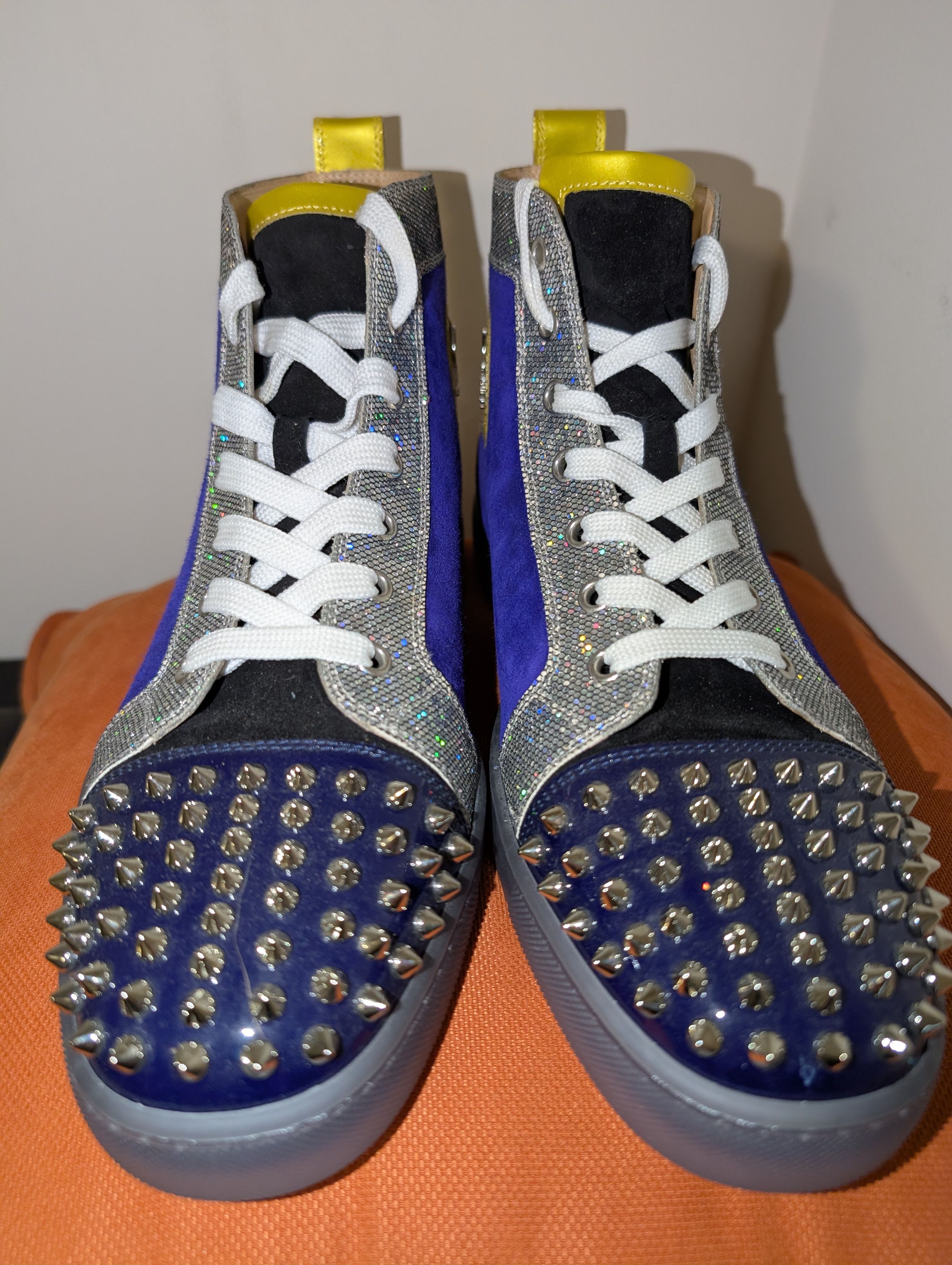 Christian Louboutin Christian Louboutin Suede/Sequins High Top Sneakers Size US 9.5 / EU 42-43 - 10 Thumbnail