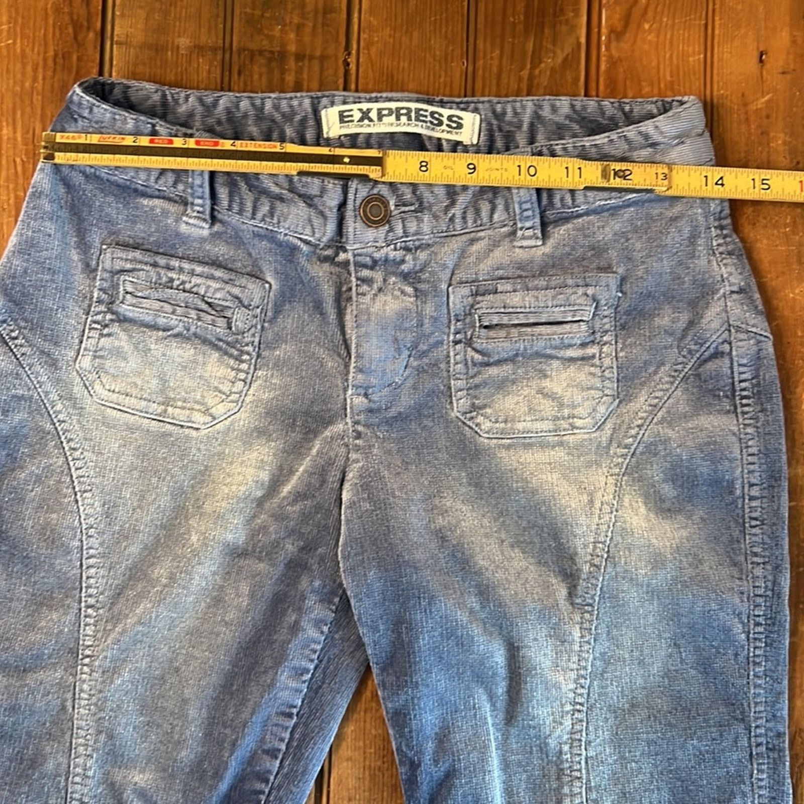 Express Women’s vintage 90s Express low rise flare leg corduroy jean Size 28" / US 6 / IT 42 - 5 Thumbnail