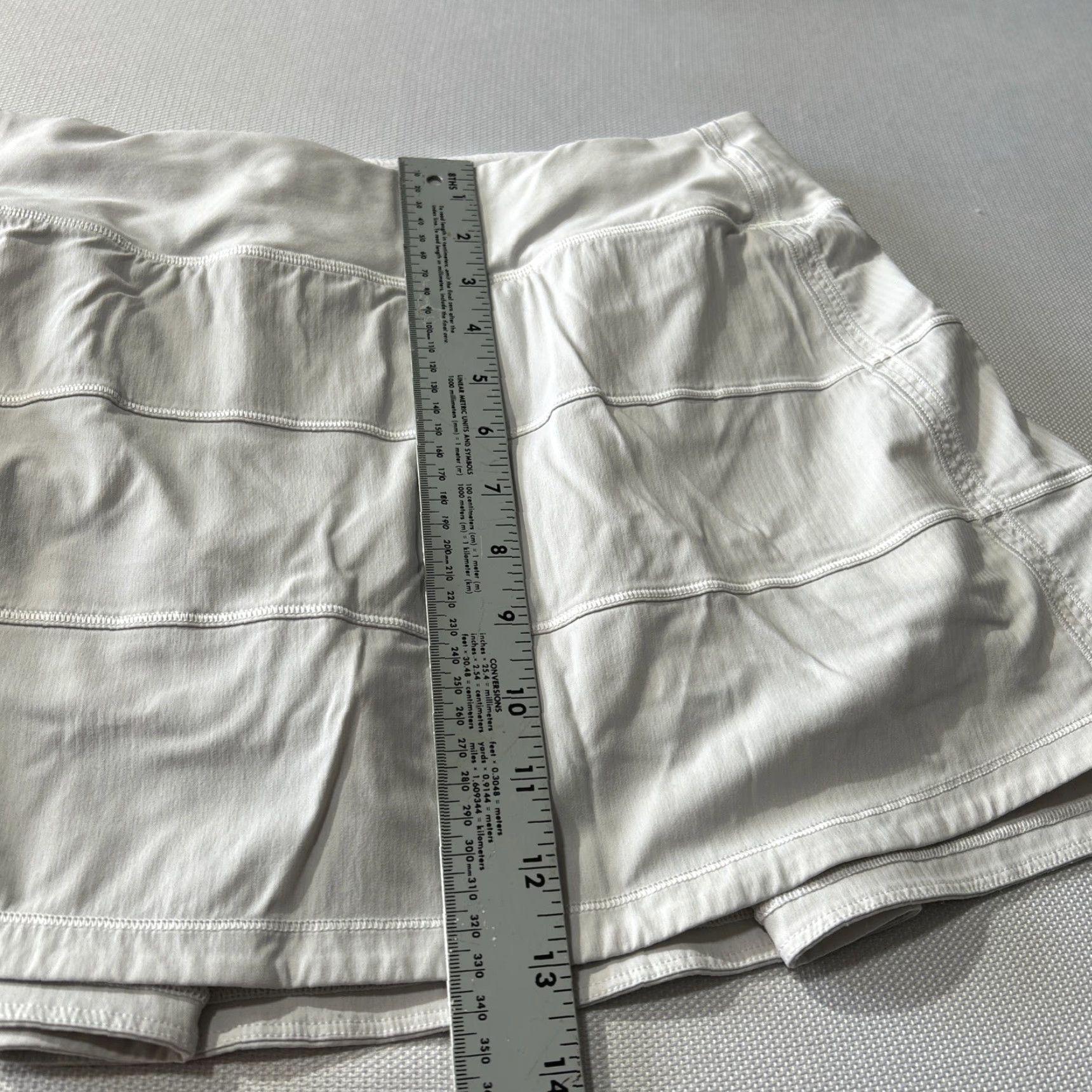 Lululemon Lululemon Skirt Women’s 6 White Athletic Tennis Running Pace Setter Pleated Zip Short Women Sport Size 28" / US 6 / IT 42 - 5 Thumbnail