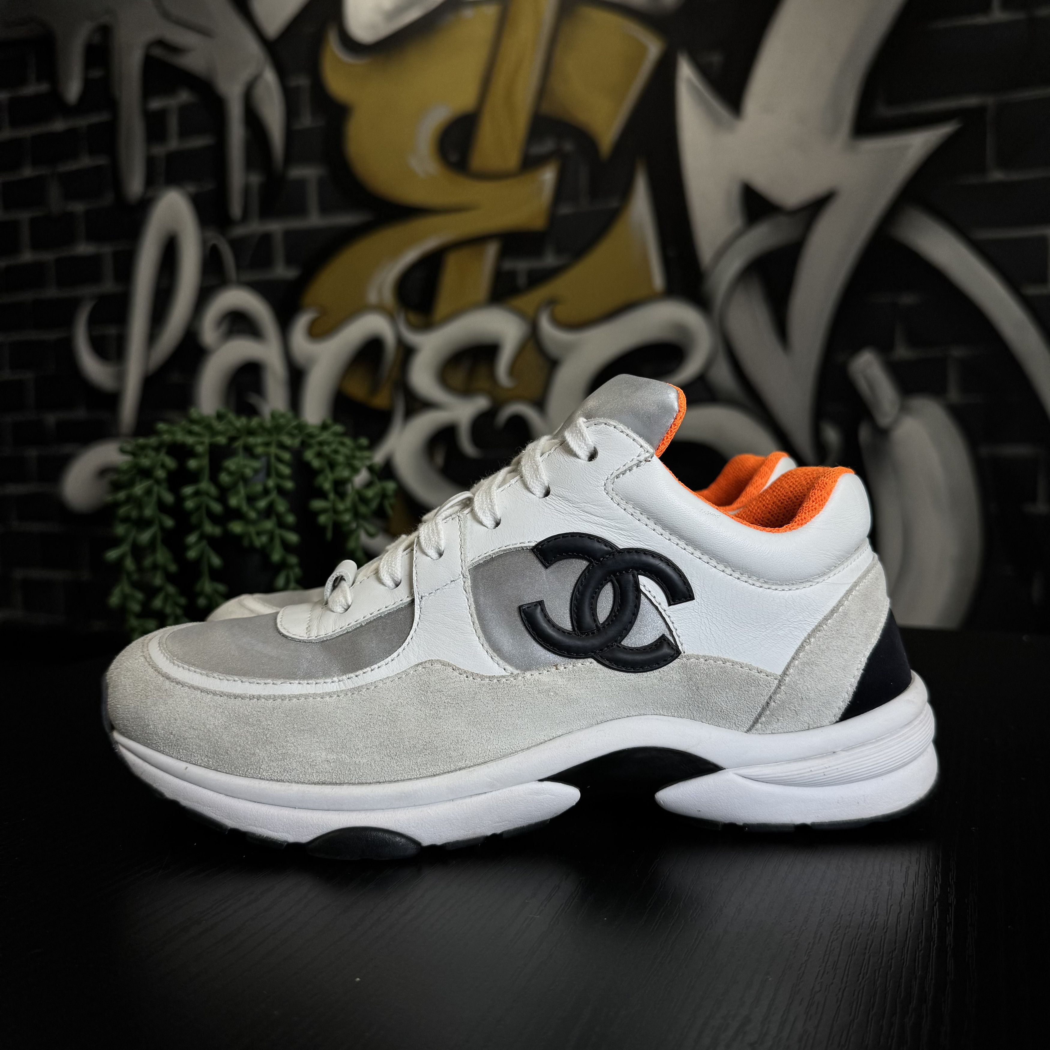 Chanel CHANEL TRAINER WHITE ORANGE Size US 5.5 / EU 38 - 3 Thumbnail
