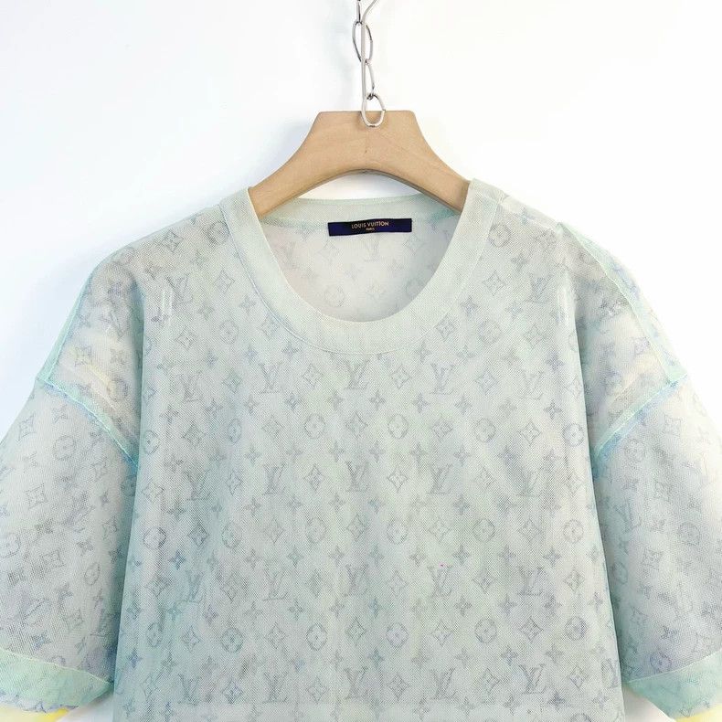 Louis Vuitton Louis Vuitton Colorful organza full print short sleeve Size US L / EU 52-54 / 3 - 4 Thumbnail