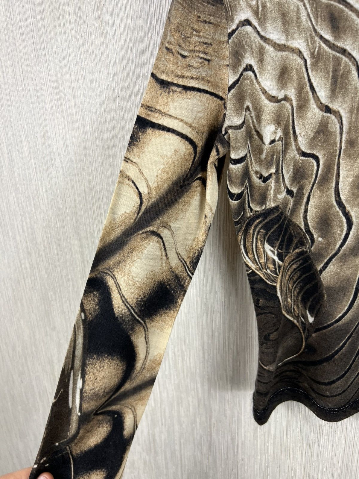 Roberto Cavalli Roberto Cavalli y2k mesh abstract spectrum full print blouse Size XS / US 0-2 / IT 36-38 - 10 Thumbnail