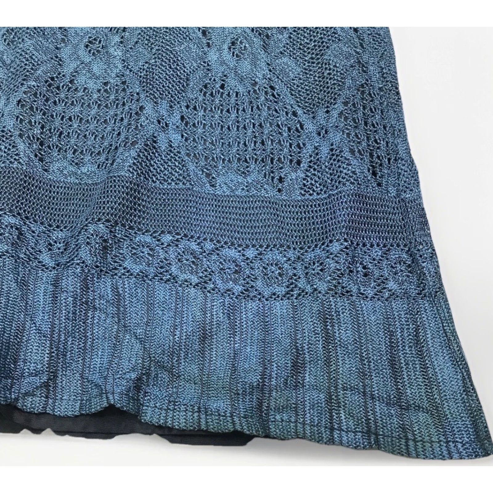 Vintage Vintage 90s Blue Lace Shift Dress by Ronni Nicole User: Vintage 90s Blue Lace Shift Dress by Ronni Nicole Size 28" / US 6 / IT 42 - 6 Thumbnail