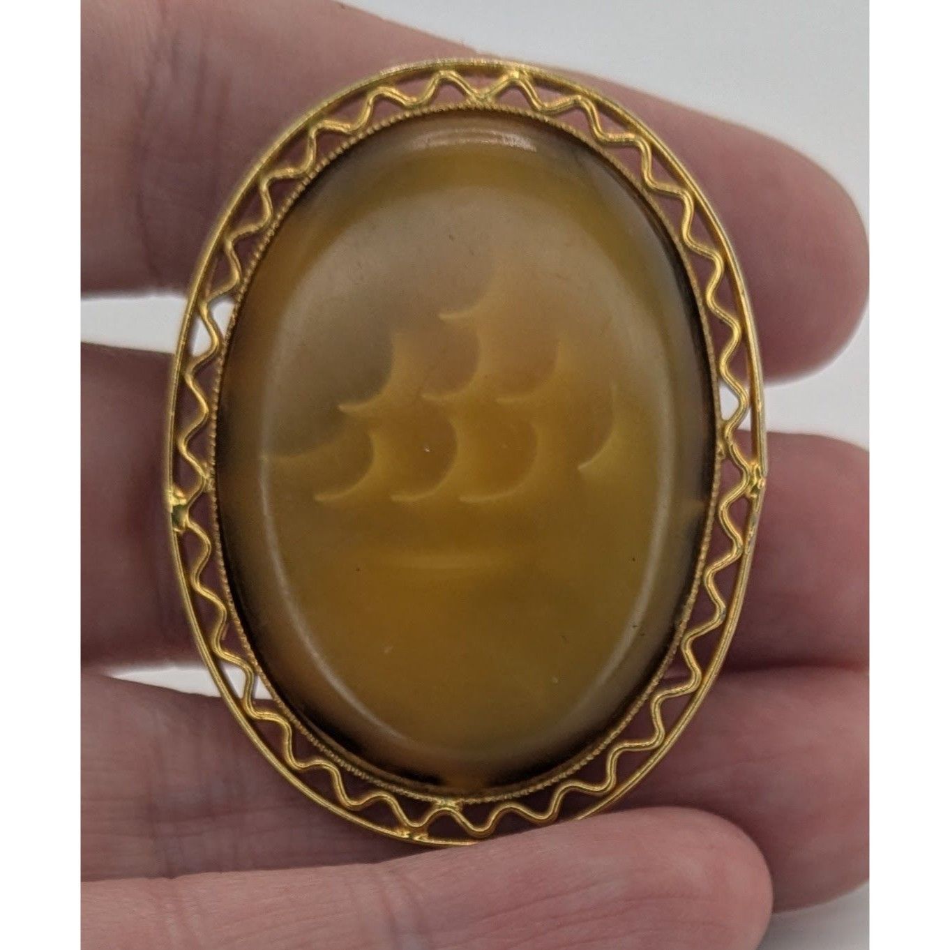 Other Vintage Oval Mottled Yellow Stone Brooch/Pendant With Filigr Size ONE SIZE - 6 Thumbnail