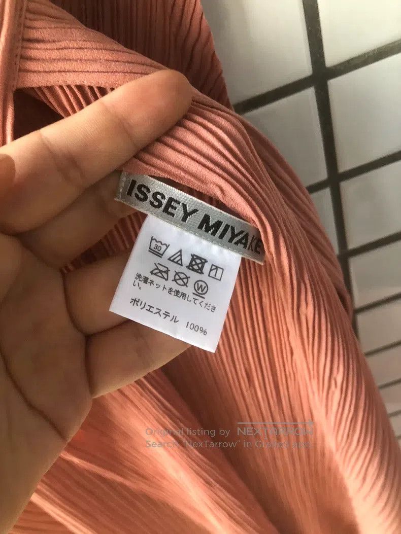 Issey Miyake Issey Miyake Tie-Waist Pin-Tuck Dress Size M / US 6-8 / IT 42-44 - 2 Thumbnail