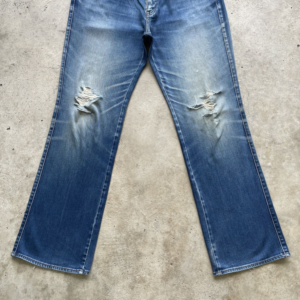 Japanese Brand Vintage Japanese Bootcut Distressed Faded Flare Jeans Pants Size US 33 - 4 Thumbnail