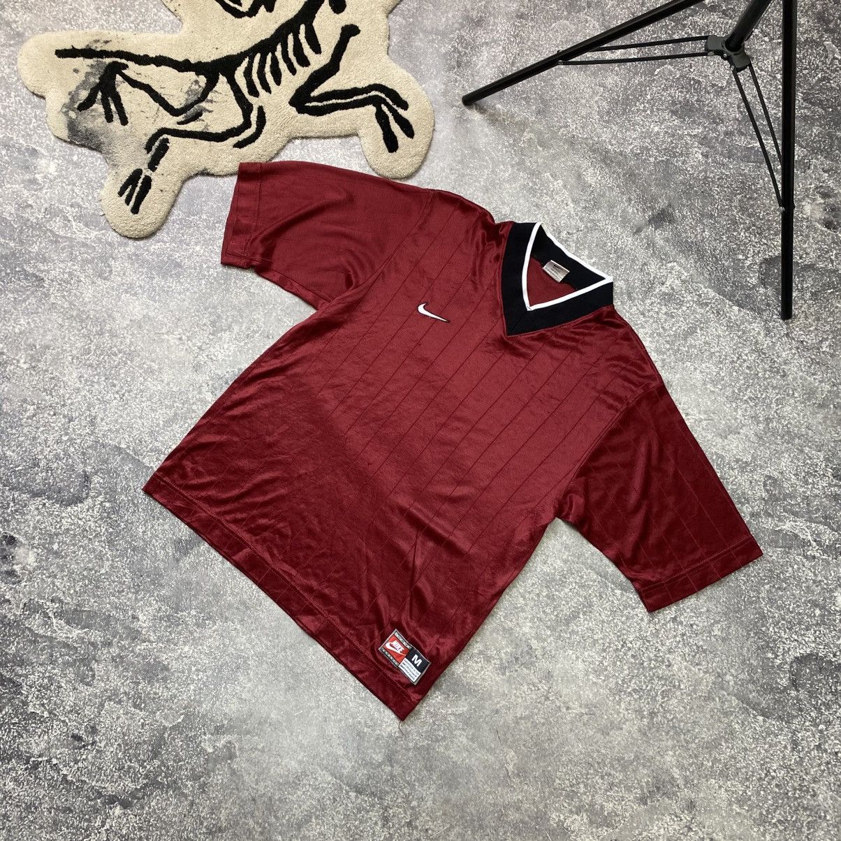 Nike × Vintage Vintage Nike Small Swoosh y2k Streetwear opium tee Size US M / EU 48-50 / 2 - 1 Thumbnail