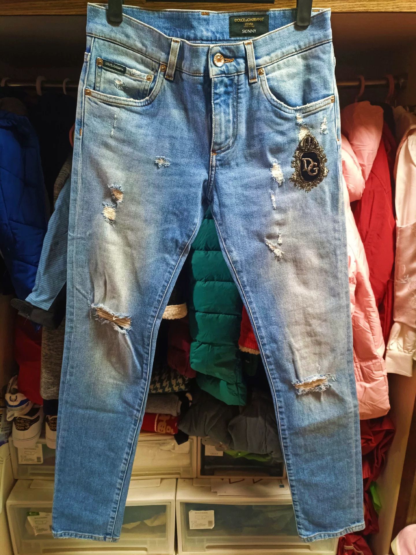Dolce & Gabbana Dolce&Gabbana Runway Sacred Heart Crown Jeans Size US 28 / EU 44 - 1 Thumbnail