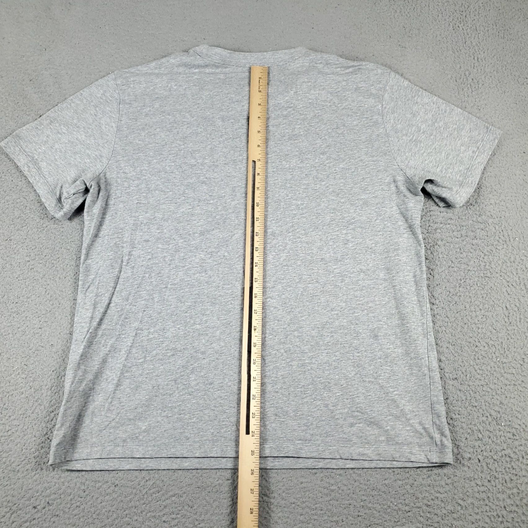 Nike Nike T Shirt Mens Large Gray Swoosh Casual Short Sleeve Adult Size US L / EU 52-54 / 3 - 4 Thumbnail
