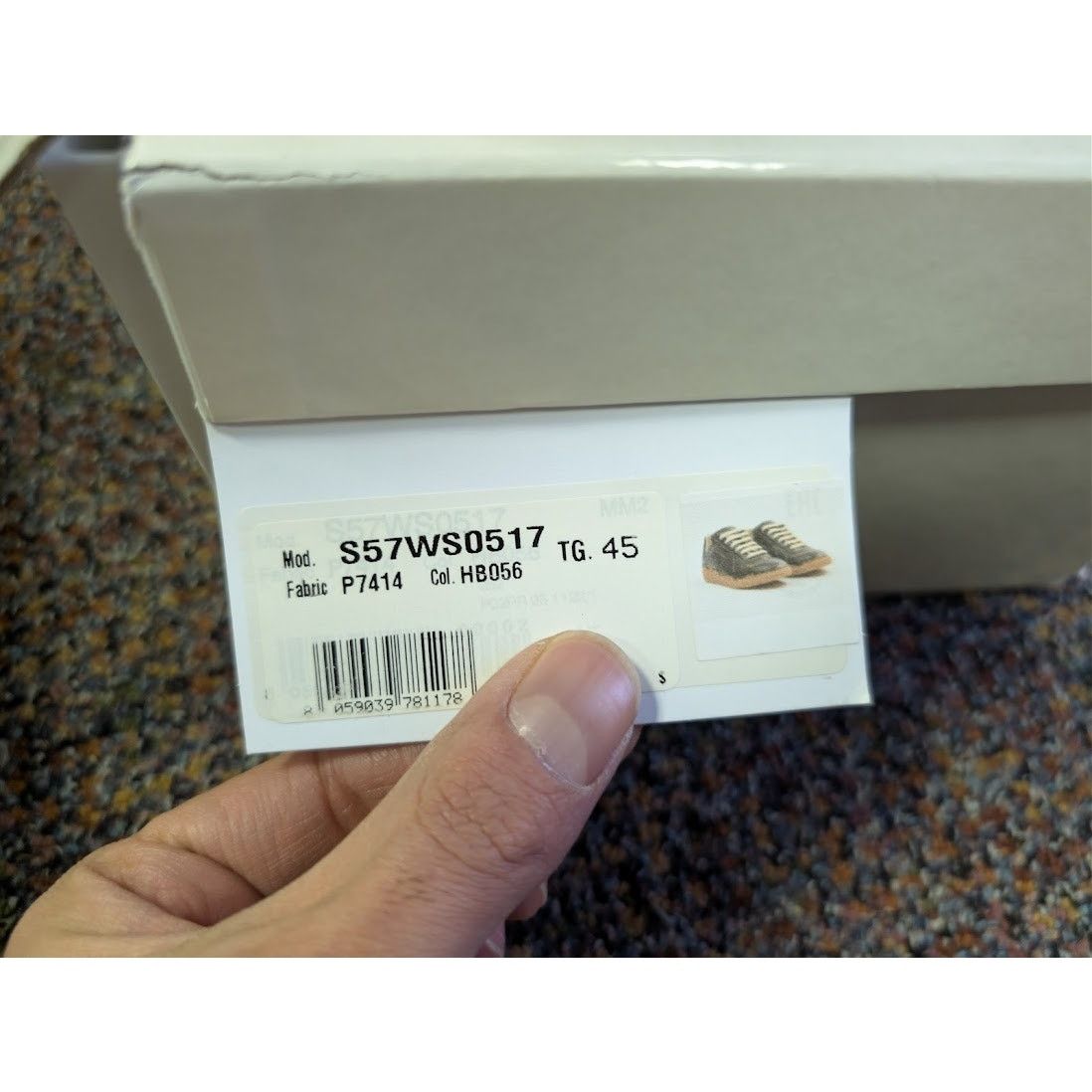 Maison Margiela o1rshd1 Replica sneakers with a distressed peel-off effect Size US 12 / EU 45 - 22 Thumbnail