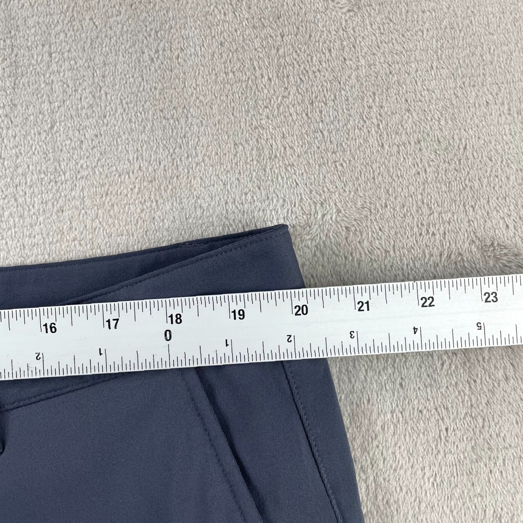 Rhone Rhone Commuter Pants Men 40x30 Iron Grey Performance Classic Fit Golf NWOT Size US 40 / EU 56 - 7 Thumbnail