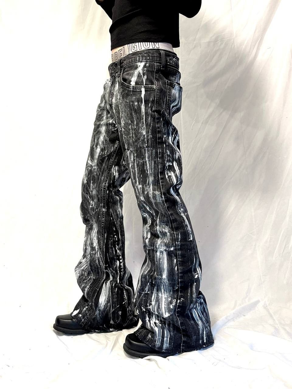 Japanese Brand Custom Black Baggy Distressed Jeans Painted Wide Leg Size US 36 / EU 52 - 3 Thumbnail