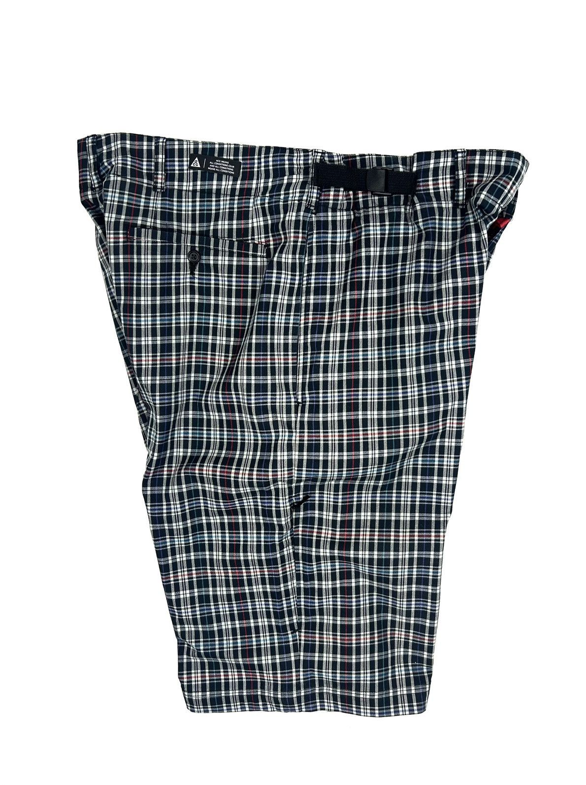 Nike ACG Vintage Nike ACG Plaid Cargo Shorts Size M Outdoor Y2k Size US 32 / EU 48 - 2 Thumbnail