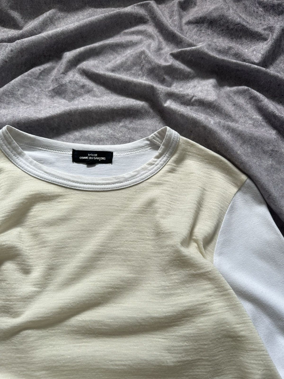 Tricot Comme des Garcons Tricot Comme Des Garcons Womens Off White Ruffle Sleeves Tee Size S / US 4 / IT 40 - 6 Thumbnail