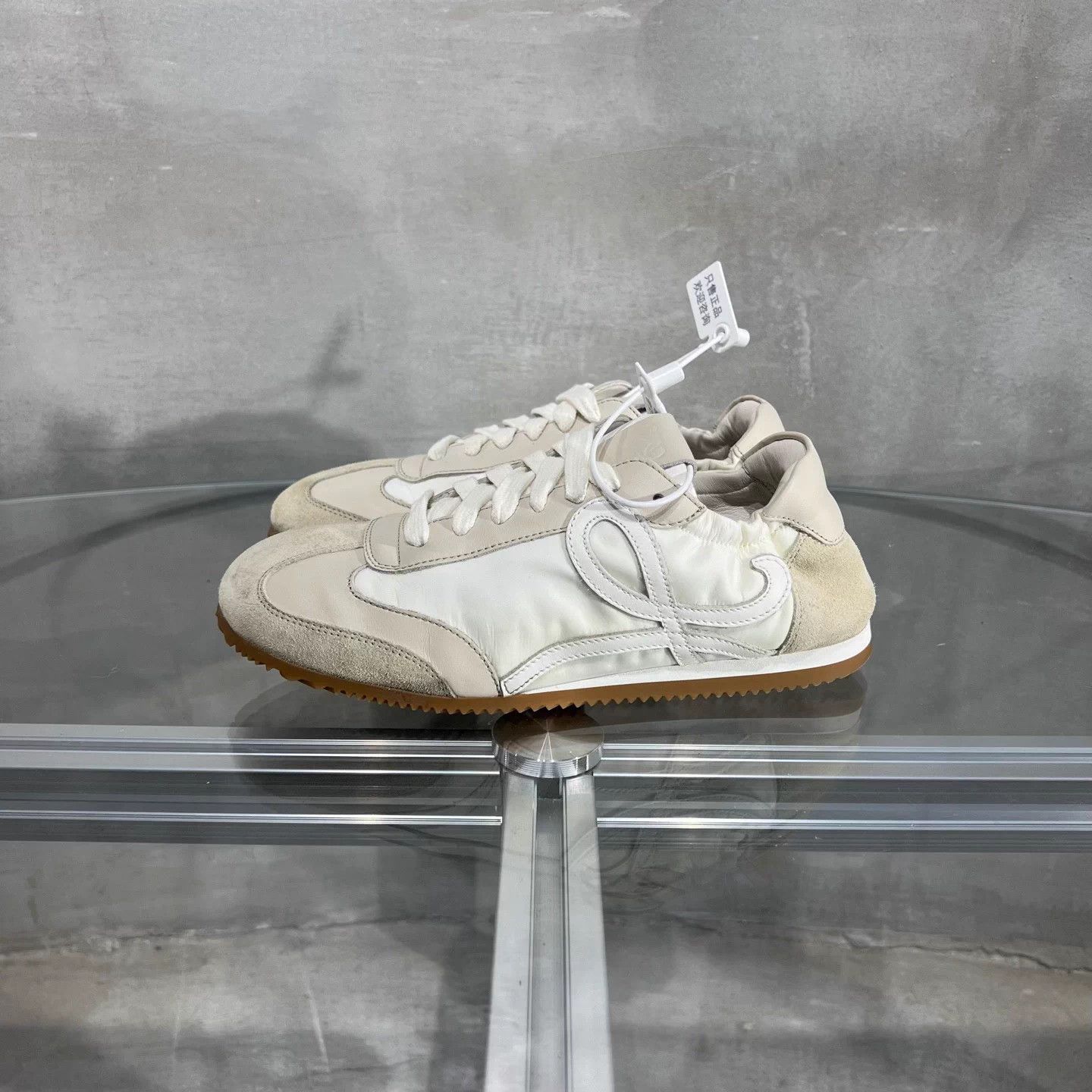 Loewe LOEWE off-white casual sneakers 36 Size US 5 / IT 35 - 3 Thumbnail
