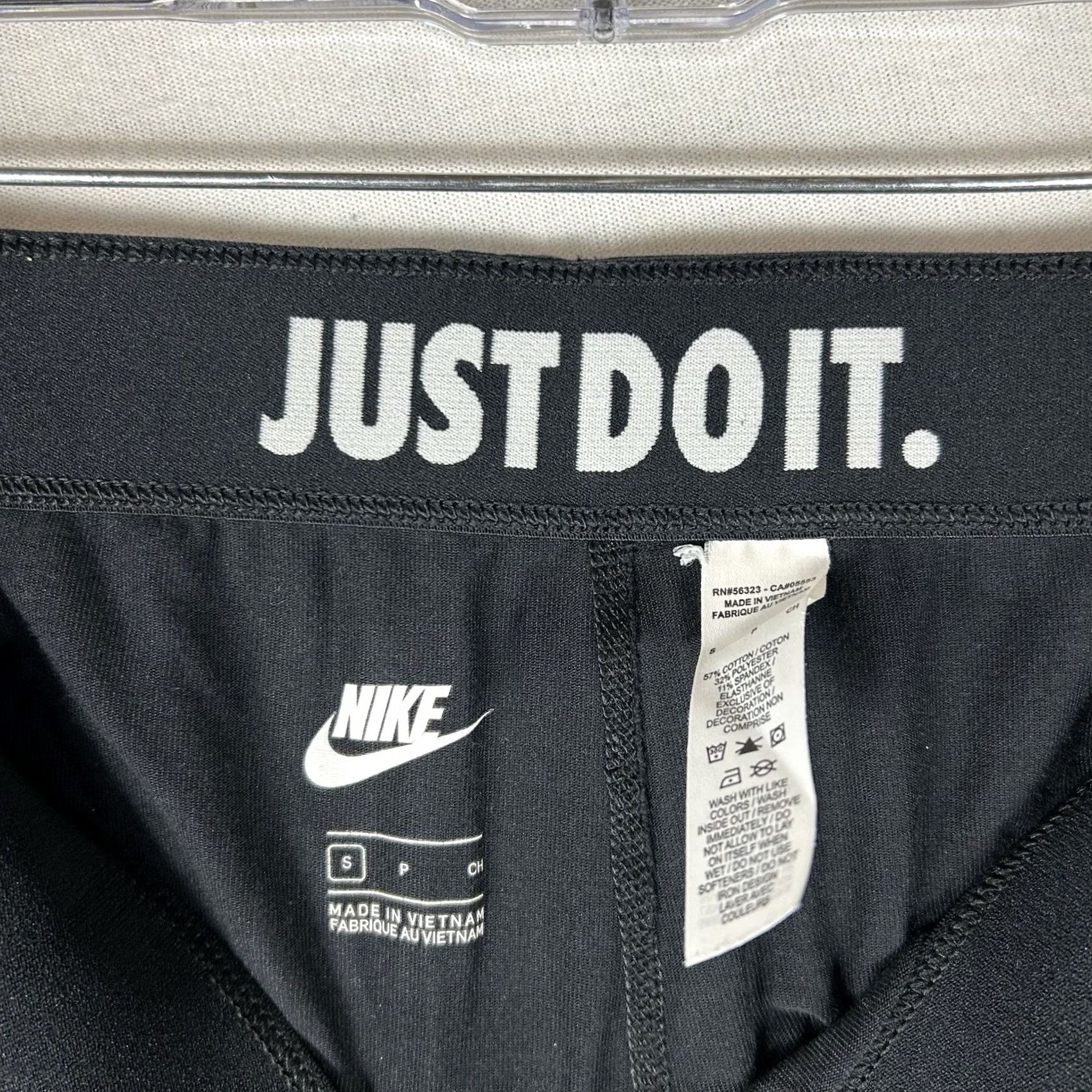 Nike NIKE Leggings Womens S Black Athletic Casual Bottoms Shirt? Size 28" / US 6 / IT 42 - 3 Thumbnail