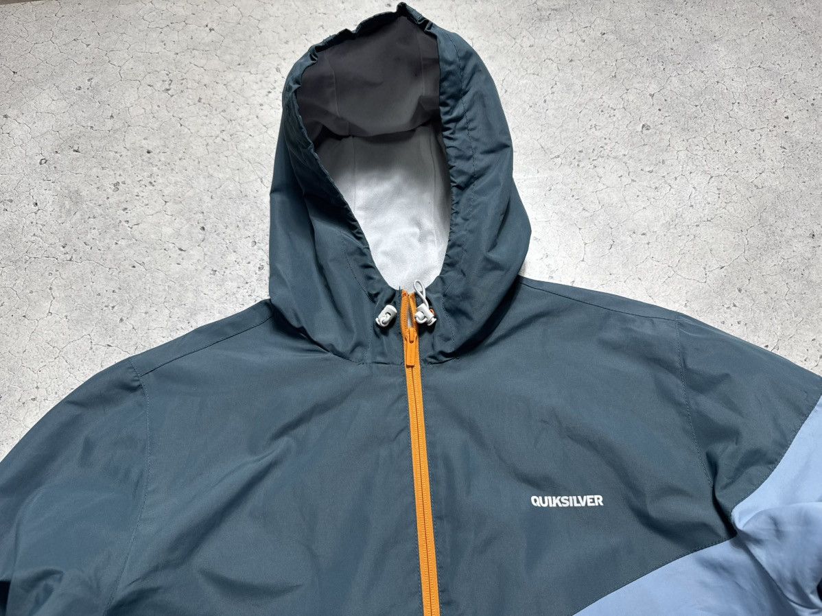 Quiksilver Quiksilver Light Jacket Nylon Size L Vintage Size US L / EU 52-54 / 3 - 5 Thumbnail
