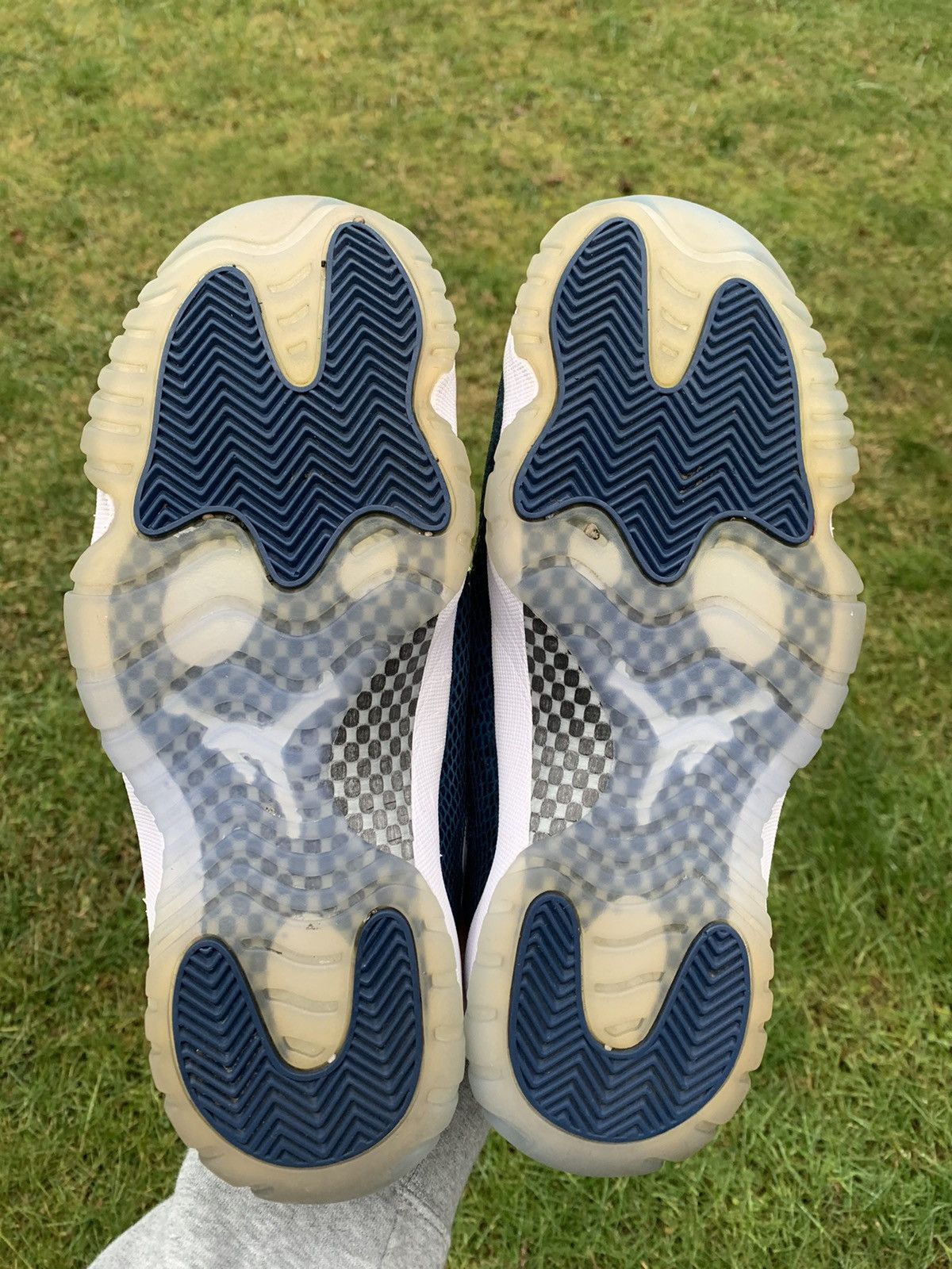 Jordan Brand Jordan 11 Retro Low Snakeskin 2019 Size 8.5 Size US 8.5 / EU 41-42 - 6 Thumbnail