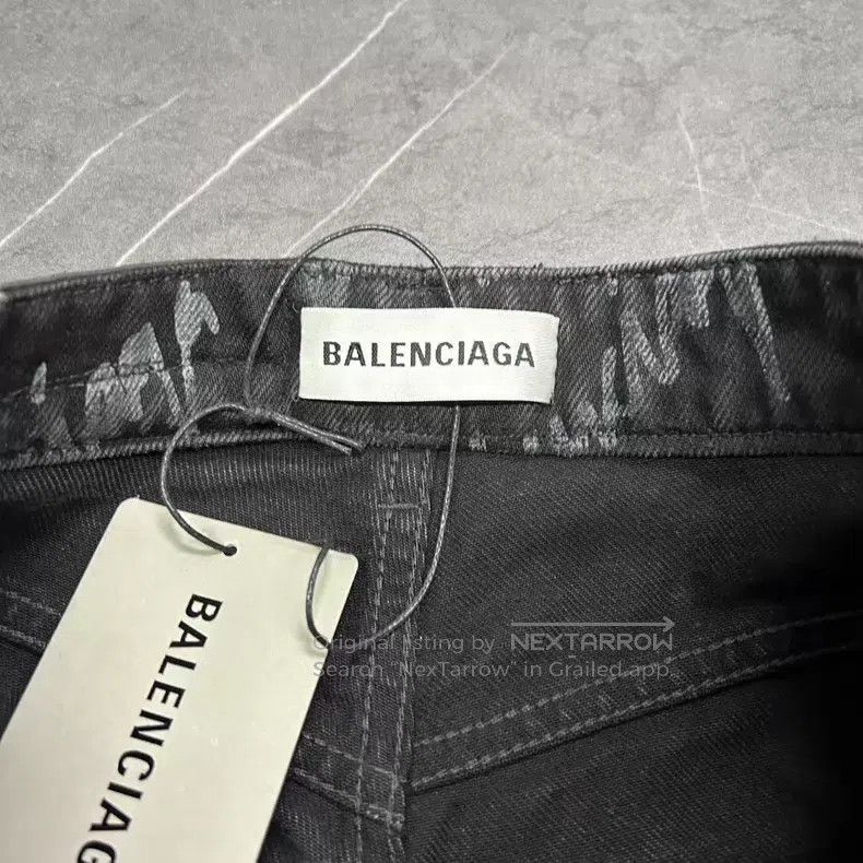 Balenciaga Balenciaga Cursive letter logo barrage printed denim long Size 25" / US 0 / IT 36 - 7 Thumbnail