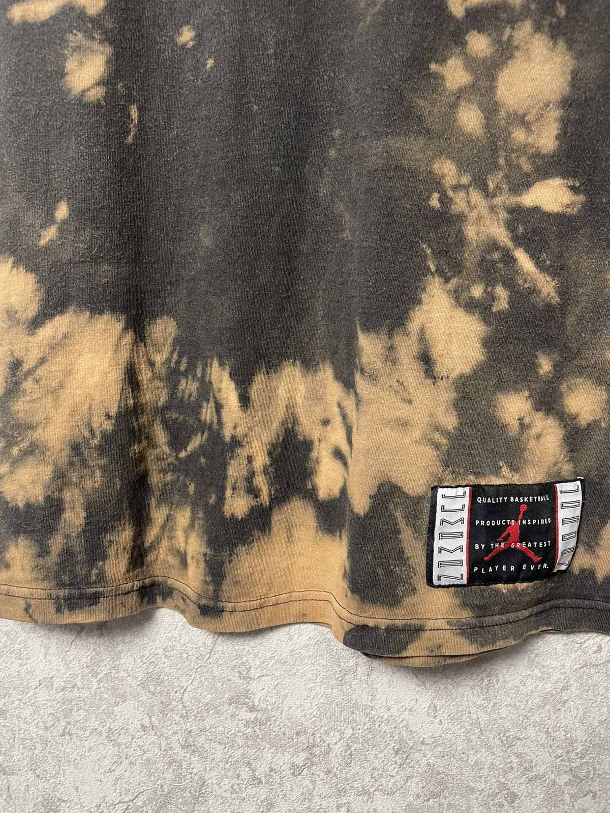 Nike Vintage 90s Nike Jordan Jampman Basketball Tie Dye Tank Top Size US M / EU 48-50 / 2 - 6 Thumbnail