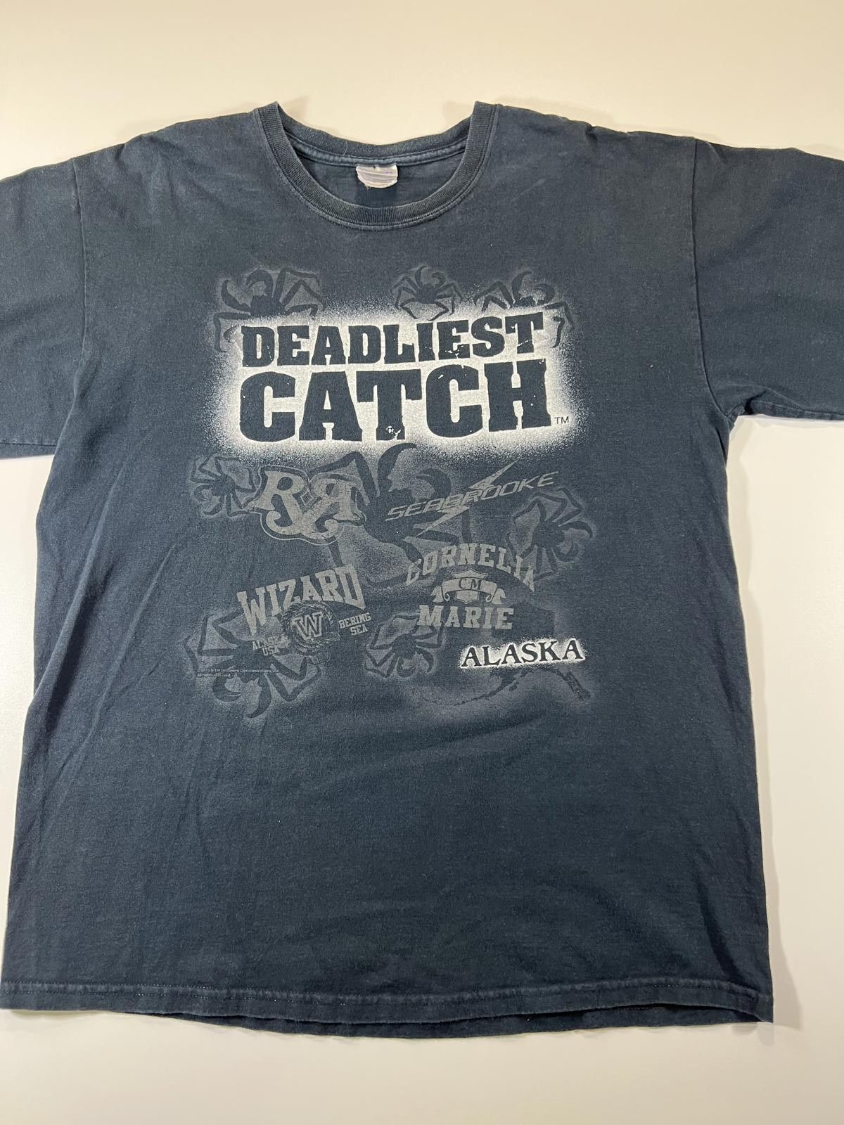 Gildan Deadliest Catch Alaska Graphic T-Shirt Size US M / EU 48-50 / 2 - 1 Thumbnail