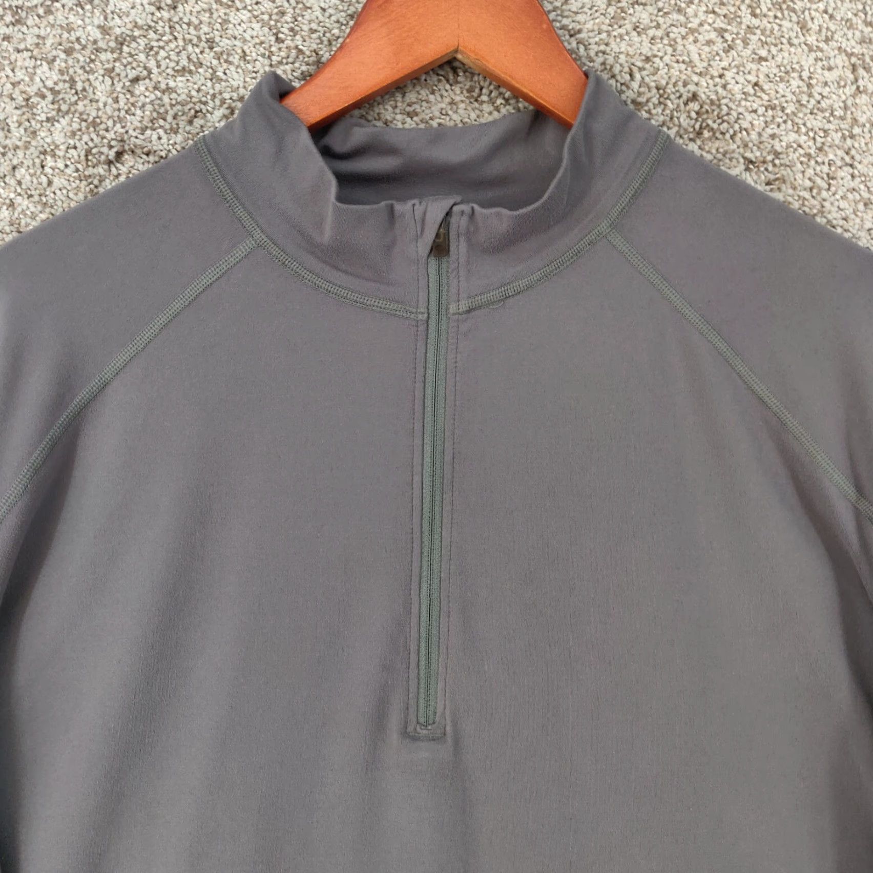 Mountain Hardwear Mountain Hardwear Shirt Men XL Base Layer 1/4 Zip Stretch Hiking Performance Mens Size US XL / EU 56 / 4 - 2 Thumbnail