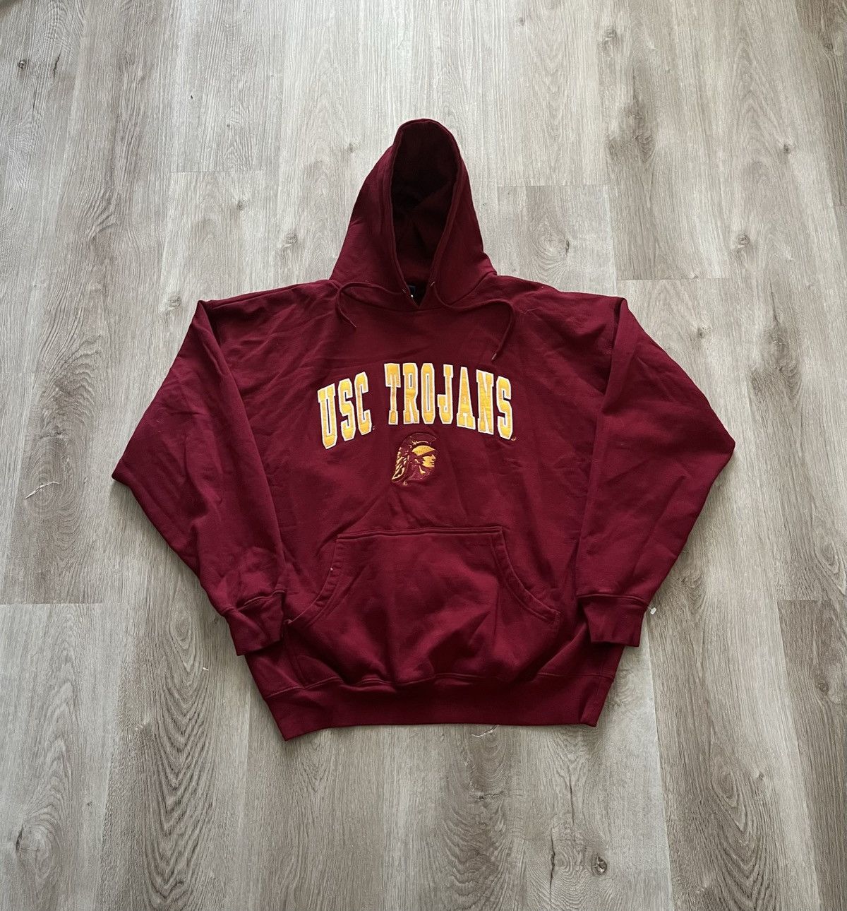Vintage Vintage USC Trojans Burgundy Hoodie Size US XL / EU 56 / 4 - 1 Thumbnail