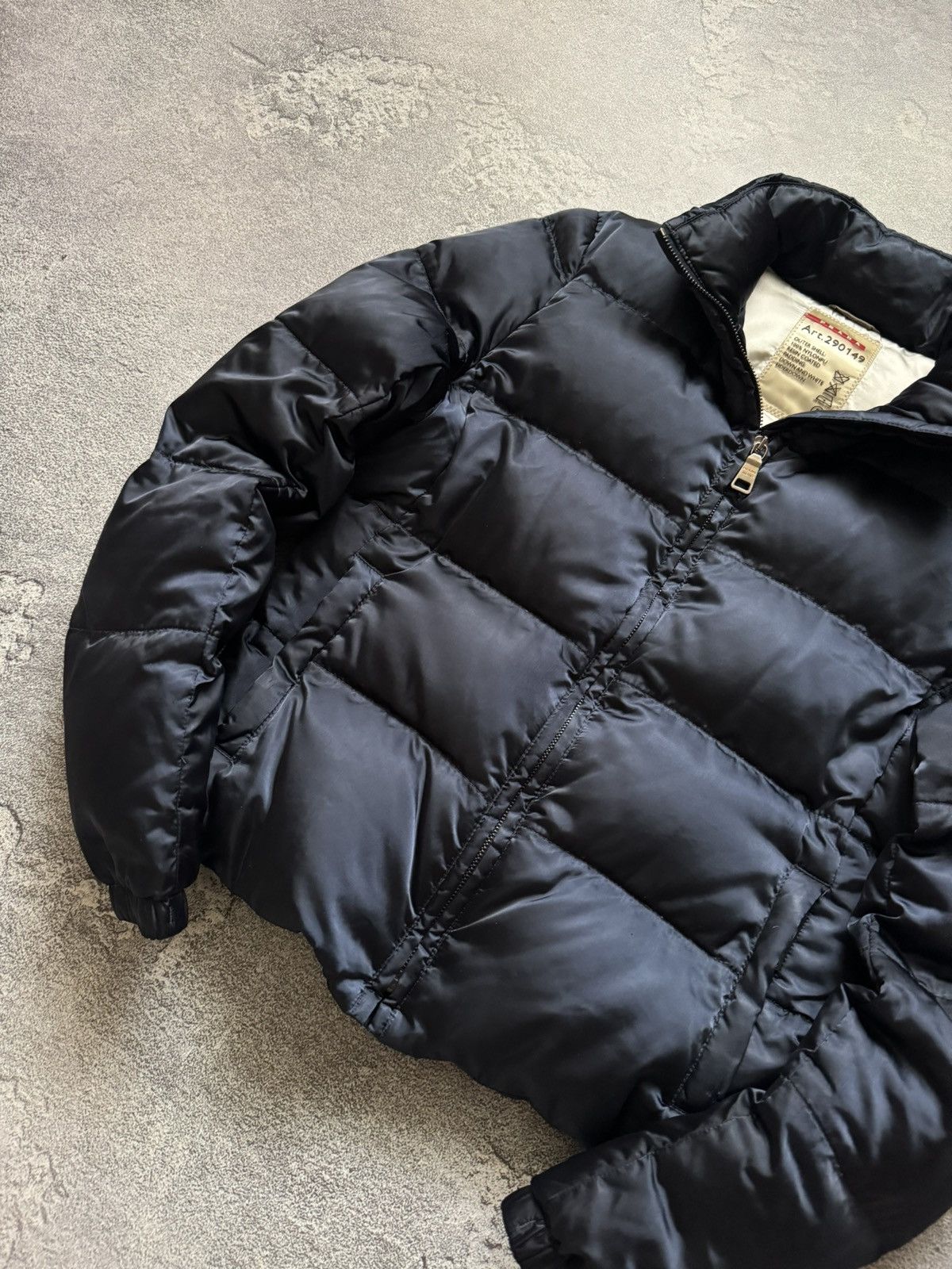 Prada Prada 42size down jacket bomber zip quilted puffer Size M / US 6-8 / IT 42-44 - 7 Thumbnail