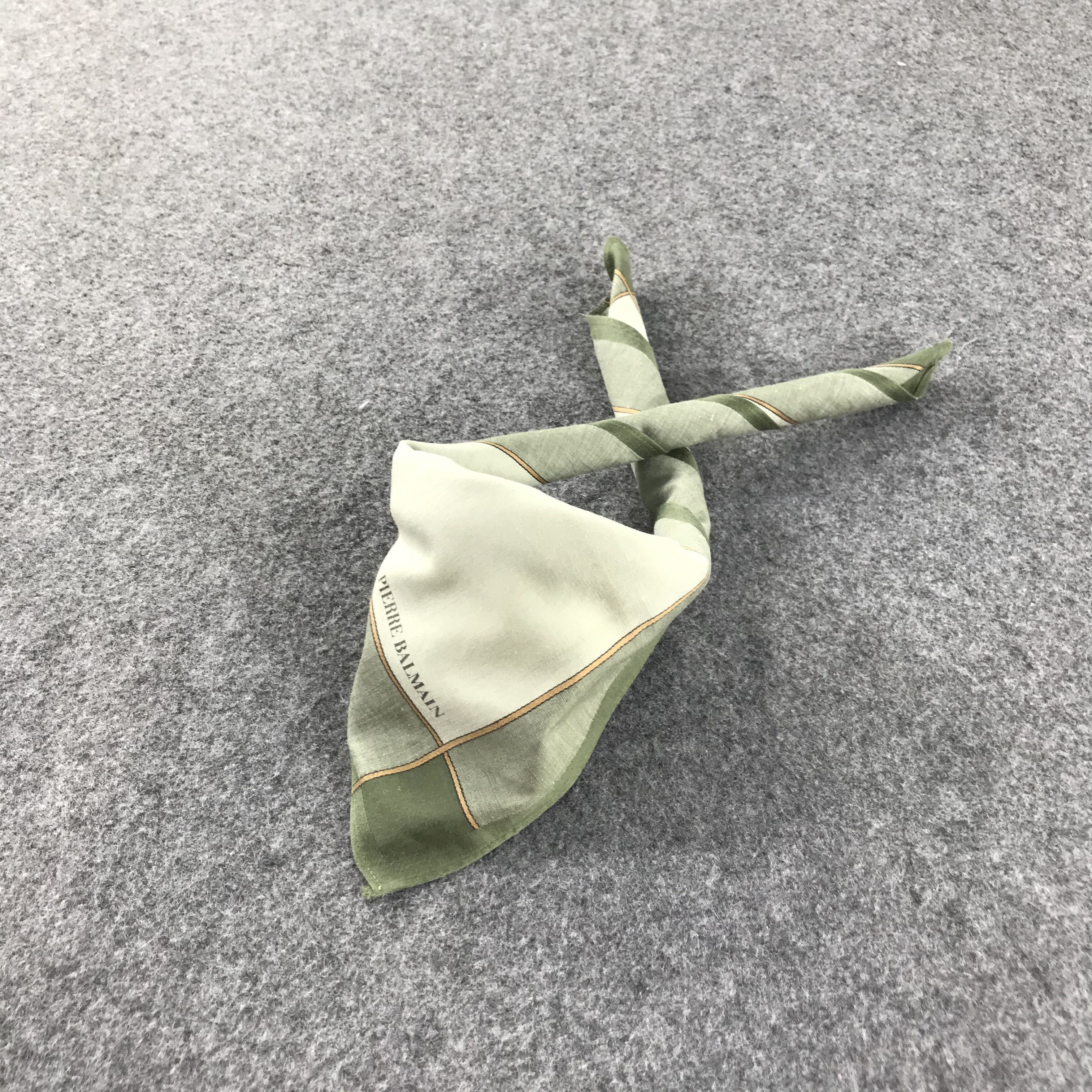 Pierre Balmain Pierre Balmain Handkerchief Neckerchief Bandana H148 Size ONE SIZE - 2 Thumbnail