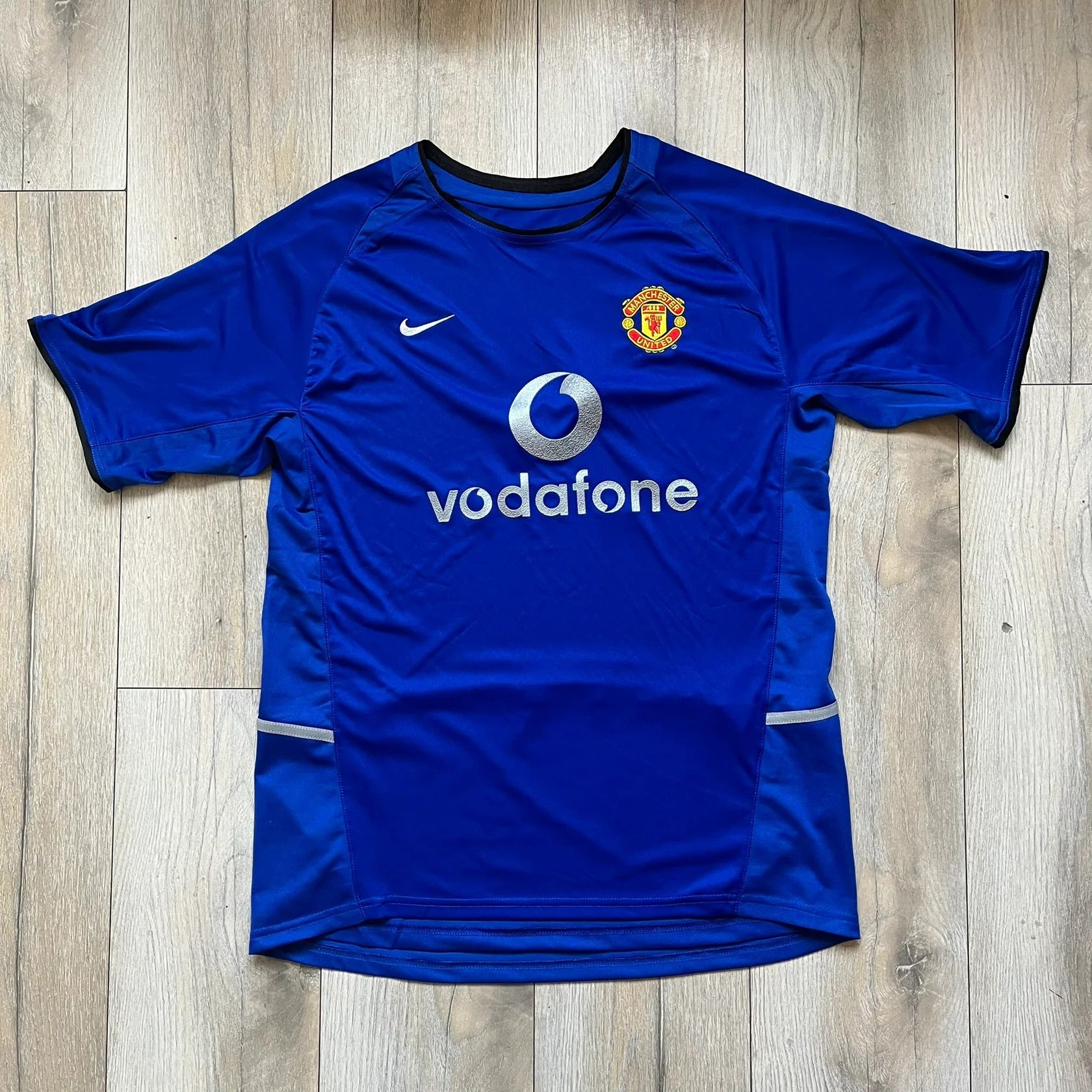 Nike Manchester United 2002/03 Away Retro Blue Tee Size US L / EU 52-54 / 3 - 1 Thumbnail