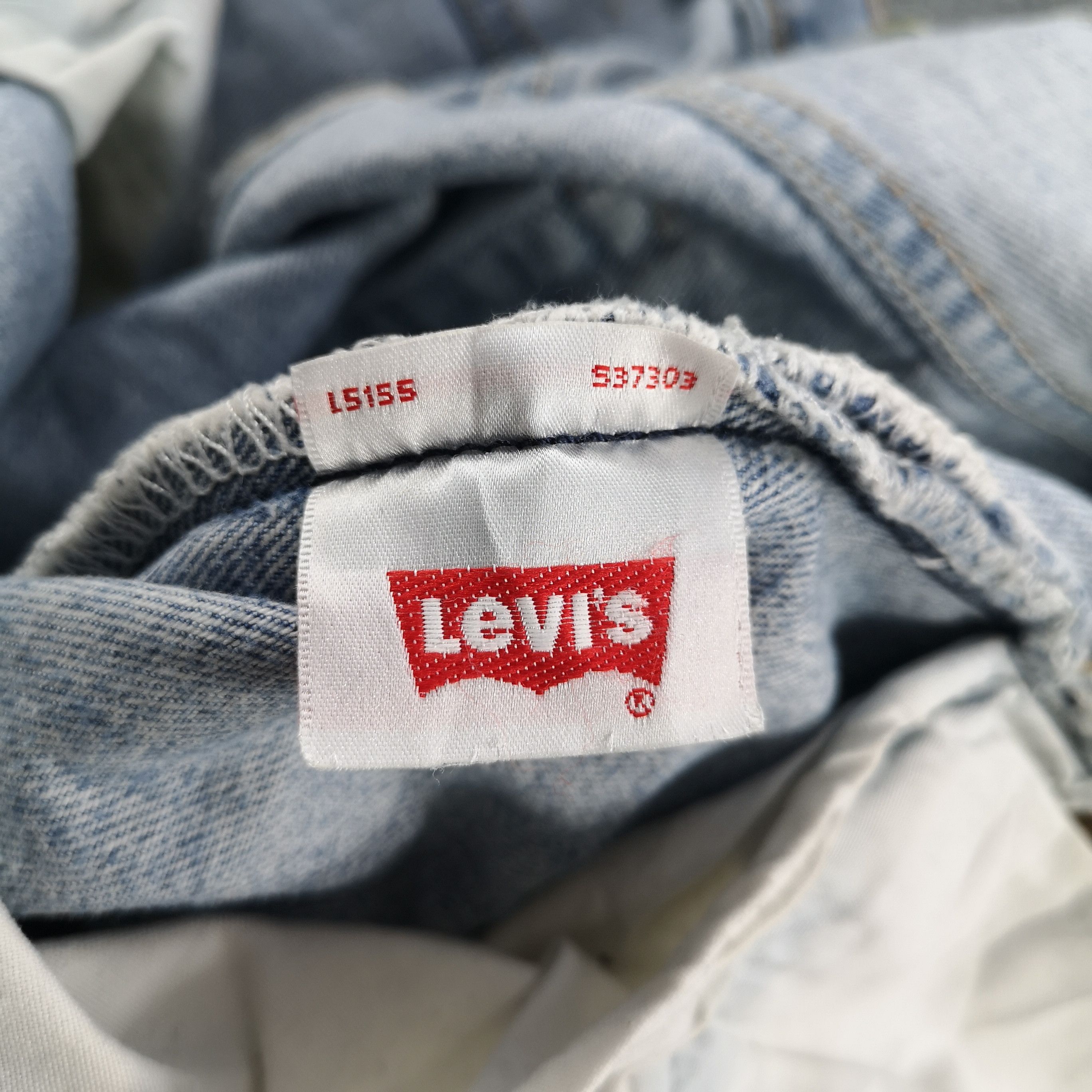 Levi's × Vintage Vintage Light Wash Levis 501 Jeans- JM1067 Size US 36 / EU 52 - 10 Thumbnail