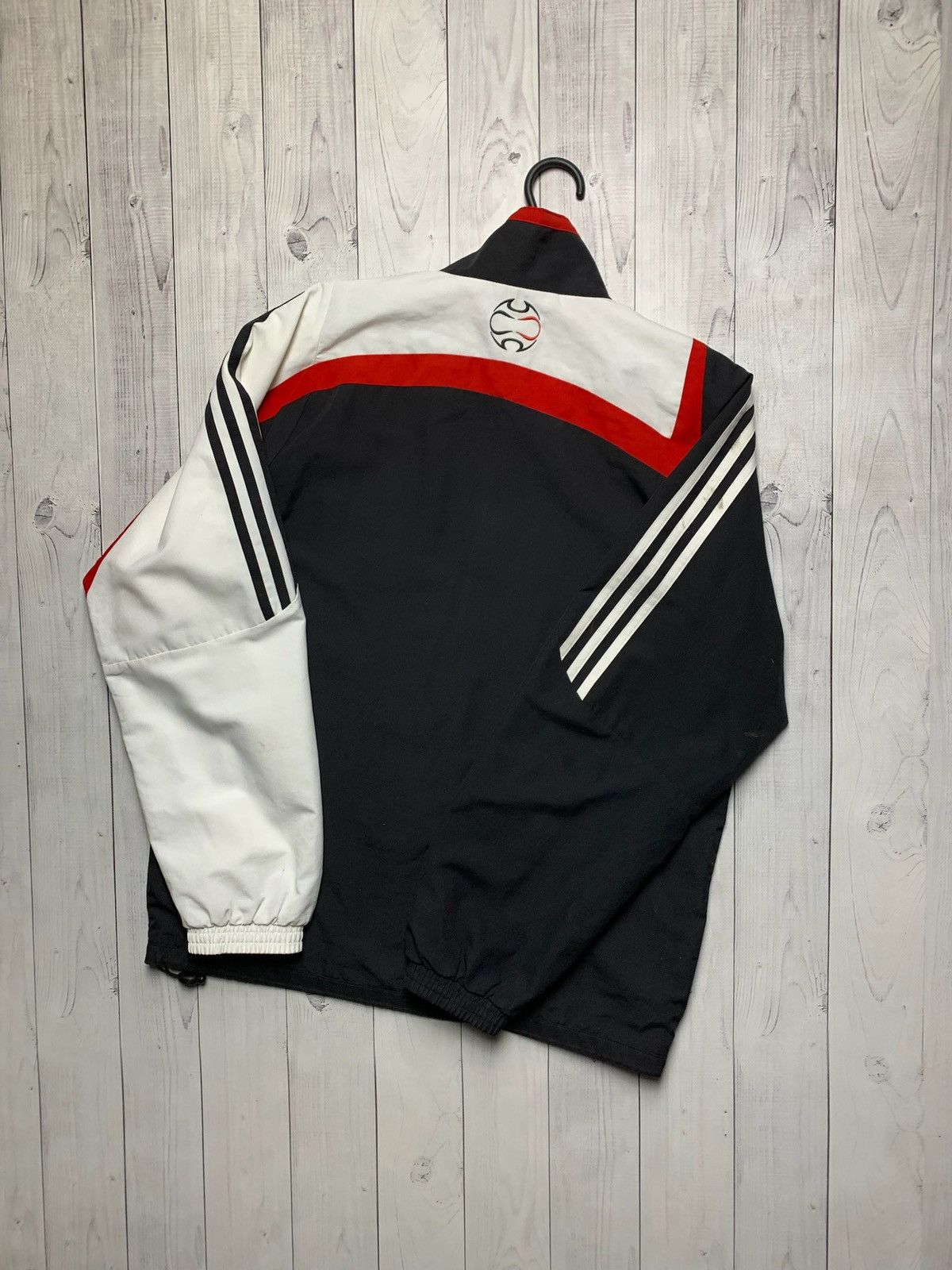 Vintage Vintage adidas Liverpool soccer track suit size M distressed Size US 32 / EU 48 - 3 Thumbnail