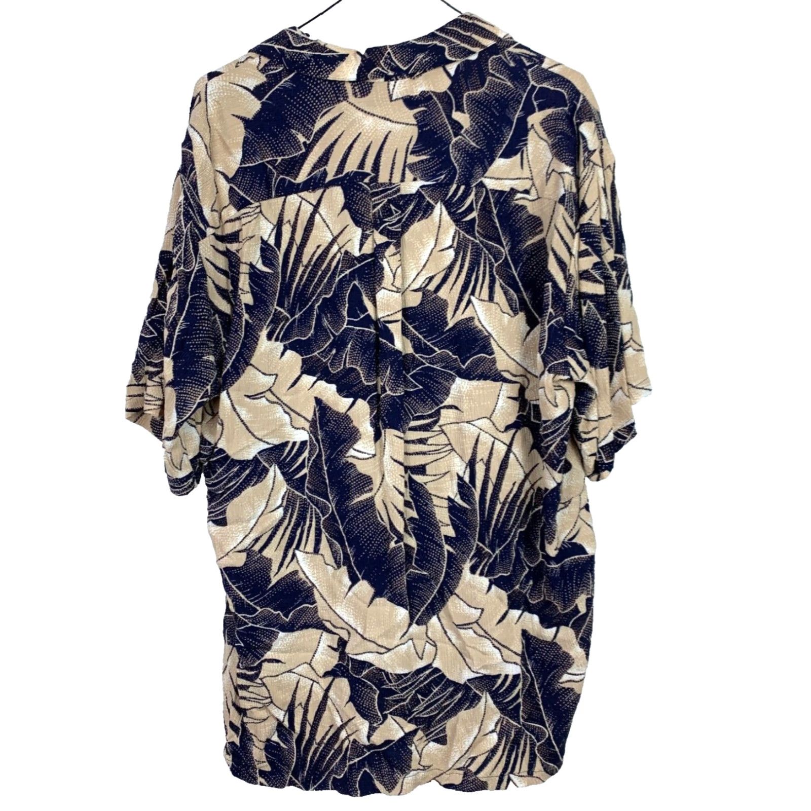 Hilo Hattie Vintage Hilo Hattie Hawaiian Crepe Rayon Short Sleeve Shirt L Navy & Khaki 90s Sportswear/Beach Mens Size US L / EU 52-54 / 3 - 6 Thumbnail