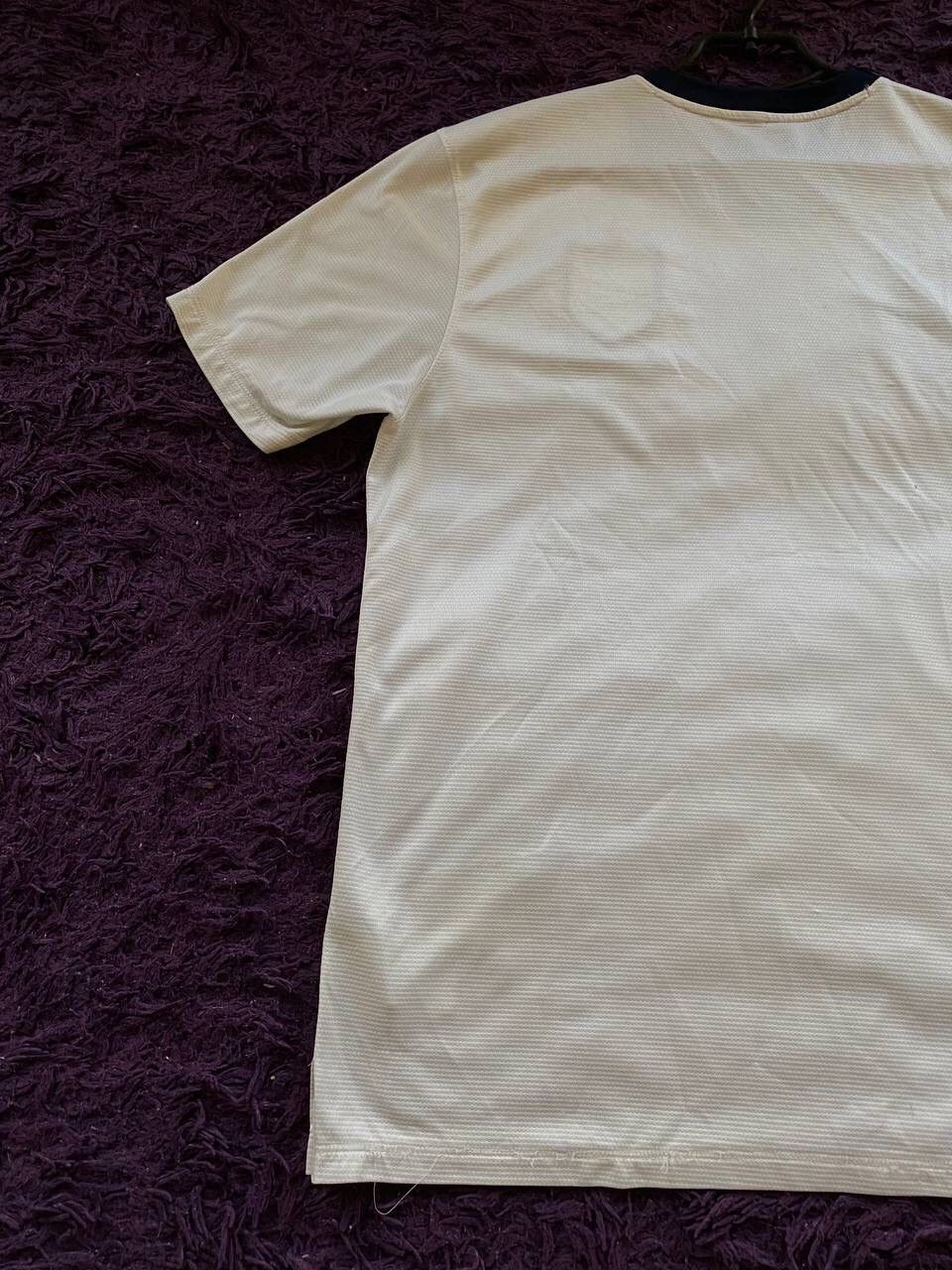 Nike Vintage Nike England Soccer Jersey Football Tee Shirt Size US L / EU 52-54 / 3 - 9 Thumbnail