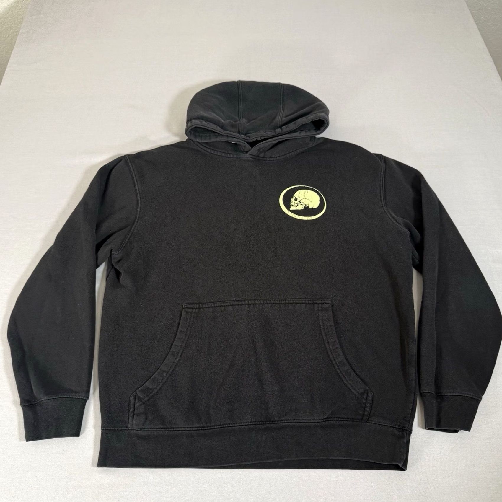 Vintage Dead On A Sunday Hoodie Mens L Black Logo Pullover Concert Rock Band Fall Winter Spring Sleeve Long Sweatshirt Size US L / EU 52-54 / 3 - 4 Thumbnail