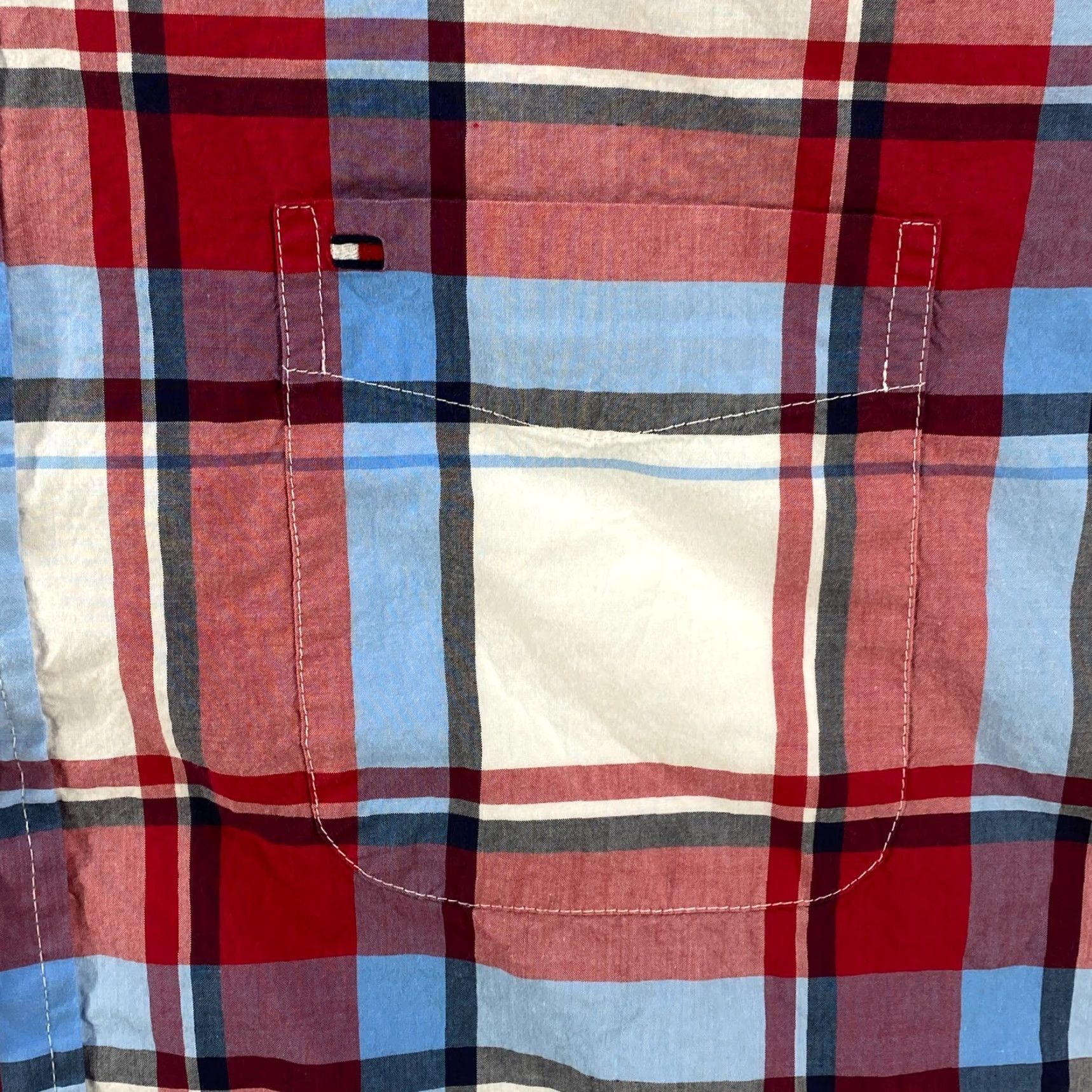 Tommy Hilfiger Tommy Hilfiger Mens Shirt XL Plaid Red Blue White Button Up Short Sleeve Size US XL / EU 56 / 4 - 4 Thumbnail