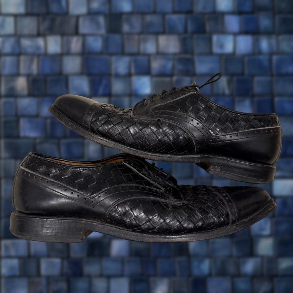 Allen Edmonds VINTAGE Allen Edmonds Crandon Black Weave Cap Toe Oxfords Mens 9.5 D Shoes Size ONE SIZE - 1 Thumbnail