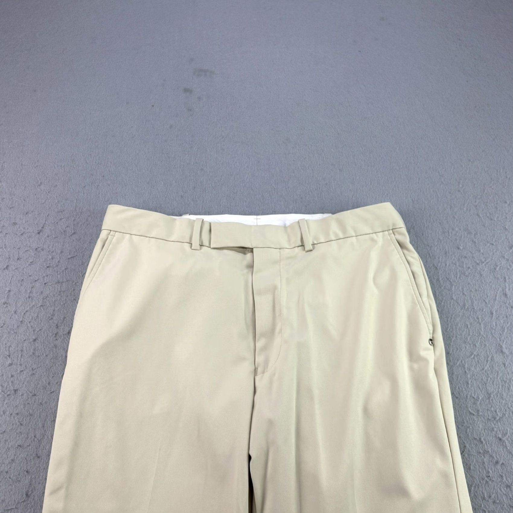RLX Ralph Lauren RLX Ralph Lauren Pants Mens 34x32 Beige Dress Slacks Golf Performance Straight Front Logo Regular Inseam 28” (34x28) Size US 34 / EU 50 - 2 Thumbnail