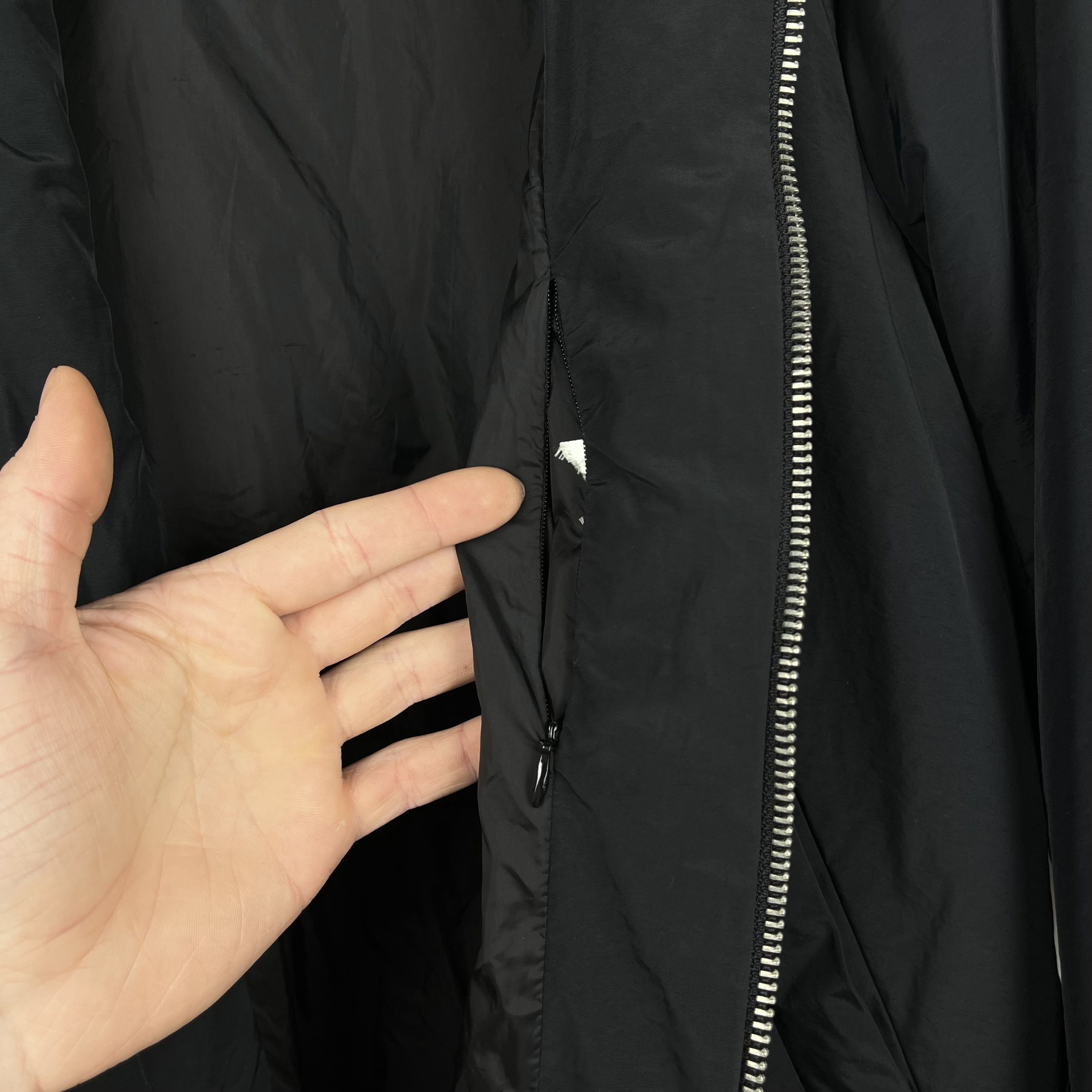 Acne Studios Ladies Acne Studios Nylon Long Bomber Jacket Size XS / US 0-2 / IT 36-38 - 14 Thumbnail