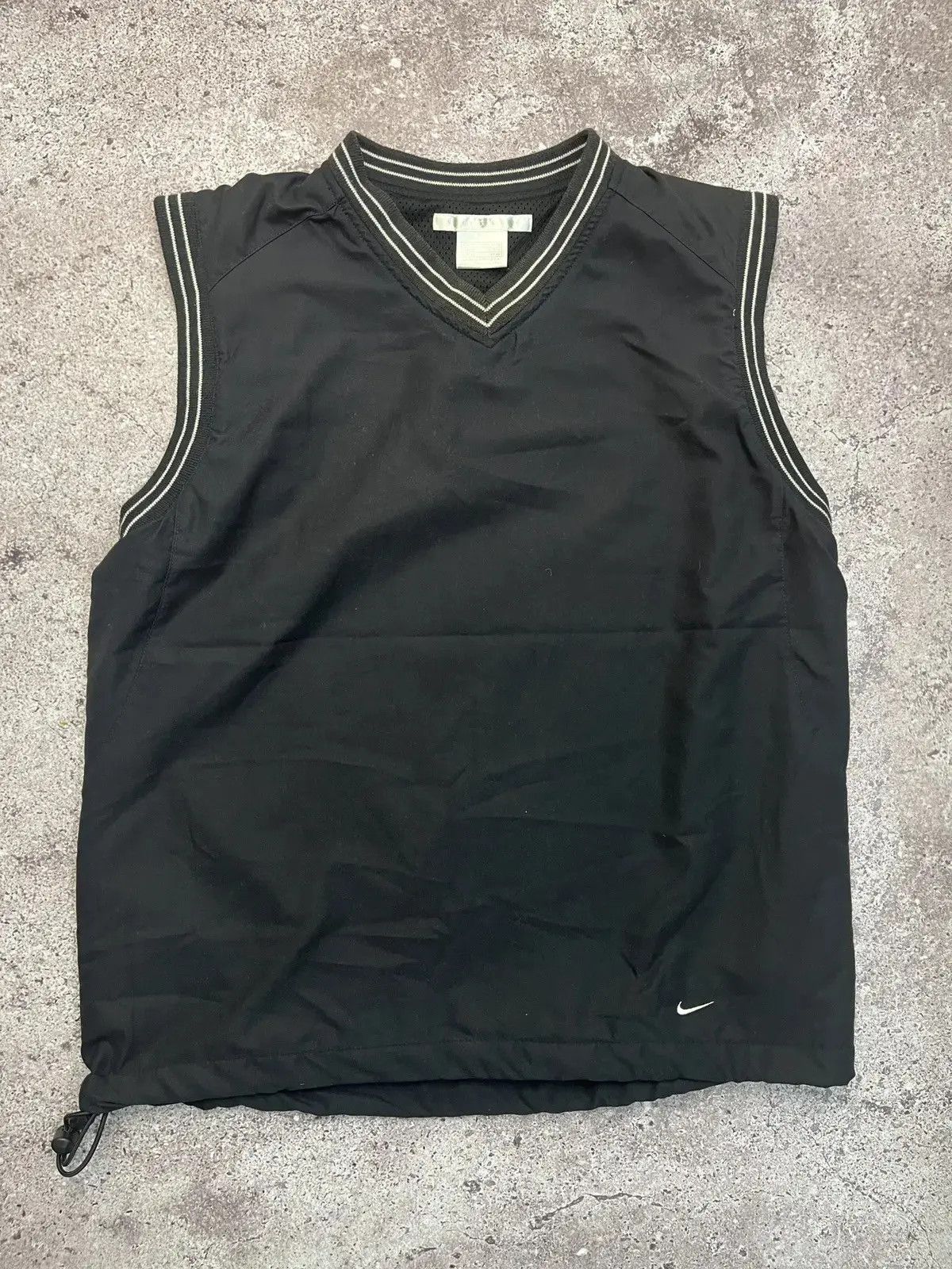 Nike Vintage Nike Black Sleeveless Windbreaker Vest Swoosh Size M Size US M / EU 48-50 / 2 - 1 Thumbnail